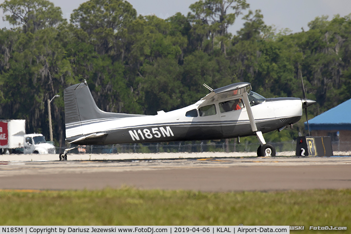 N185M, 1981 Cessna A185F Skywagon 185 C/N 18504264, Cessna A185F Skywagon  C/N 18503532, N185M