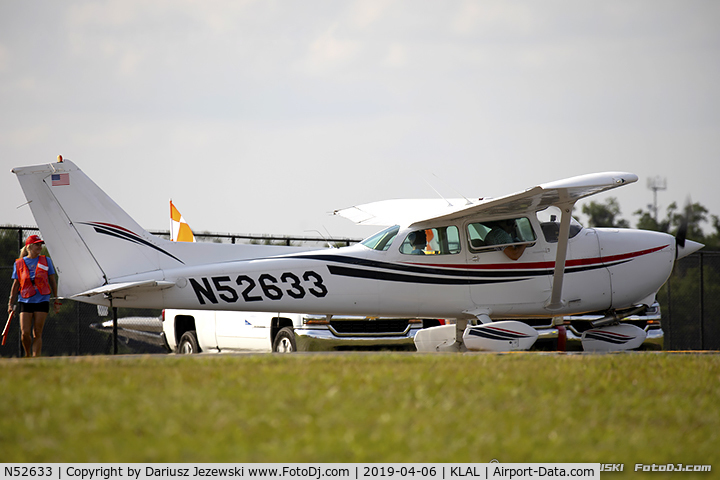 N52633, 1981 Cessna 172P C/N 17274572, Cessna 172P Skyhawk  C/N 17274572, N52633