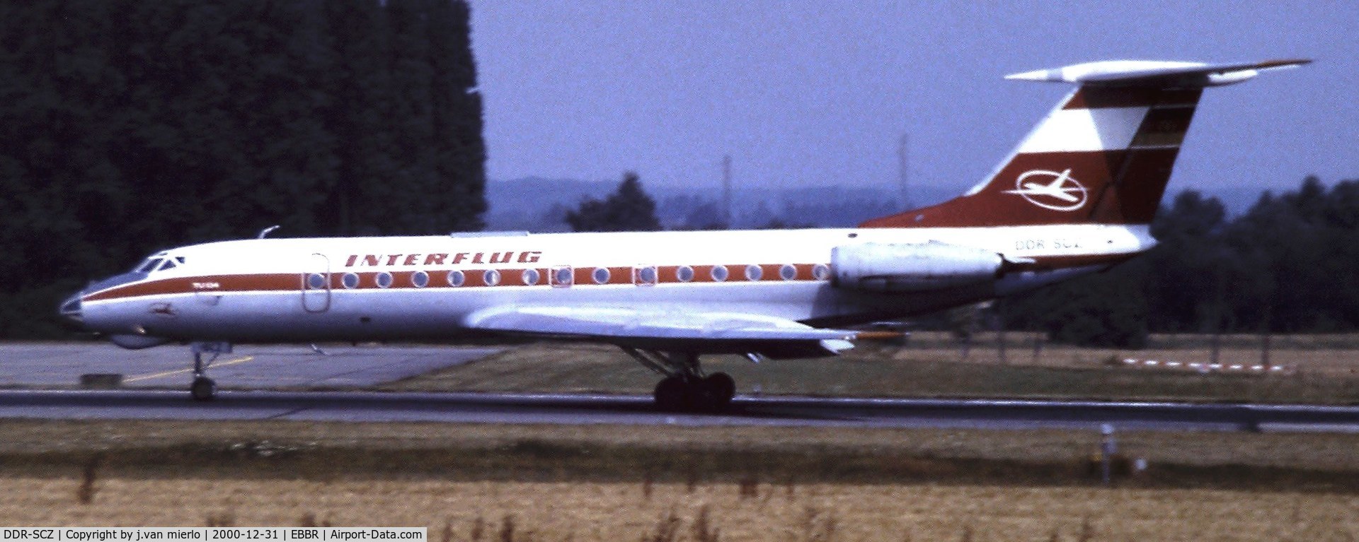 DDR-SCZ, 1969 Tupolev Tu-134K C/N 9350913, Landing at Brussels, Belgium '80s