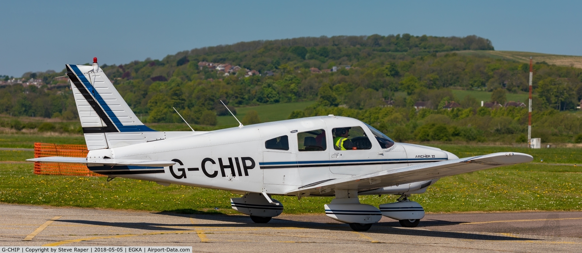 G-CHIP, 1982 Piper PA-28-181 Cherokee Archer II C/N 28-8290095, Taxying out at Shoreham Airport