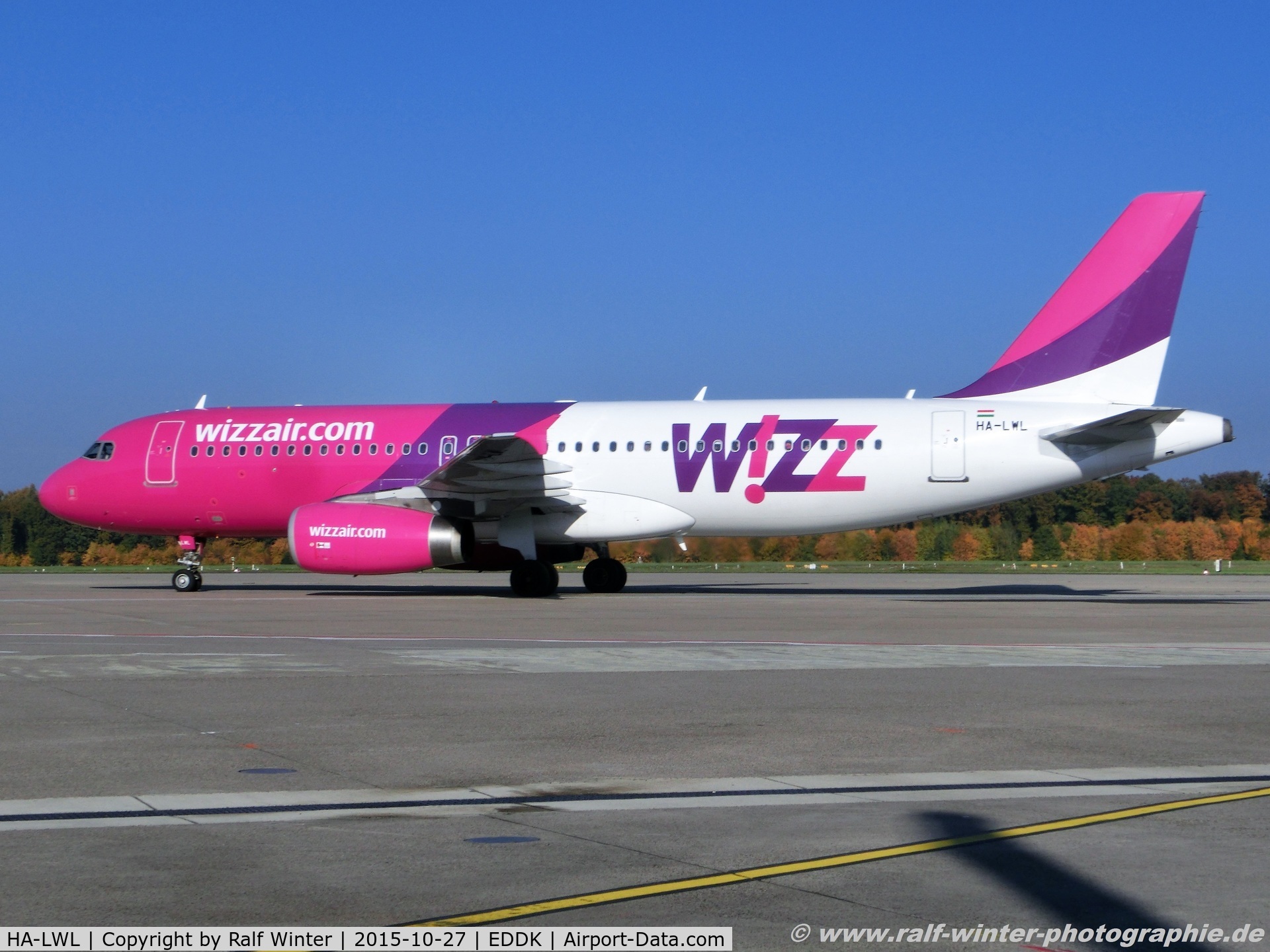 HA-LWL, 2011 Airbus A320-232 C/N 4736, Airbus A320-232 - W6 WZZ Wizz Air - 4736 - HA-LWL - 27.10.2015 - CGN