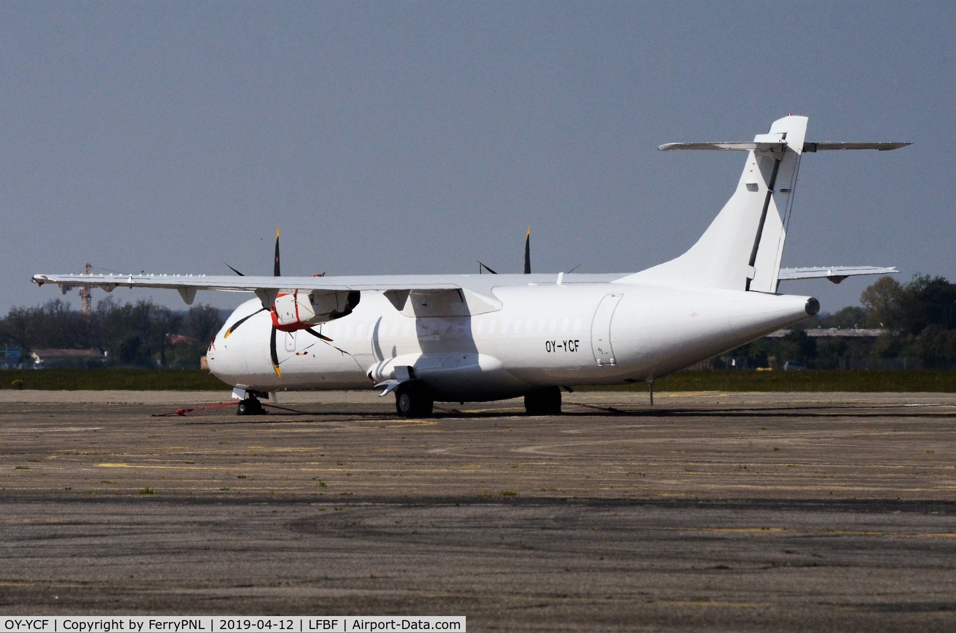 OY-YCF, 2011 ATR 72-600 C/N 969, Former Azul ATR72 stored in Francazal.