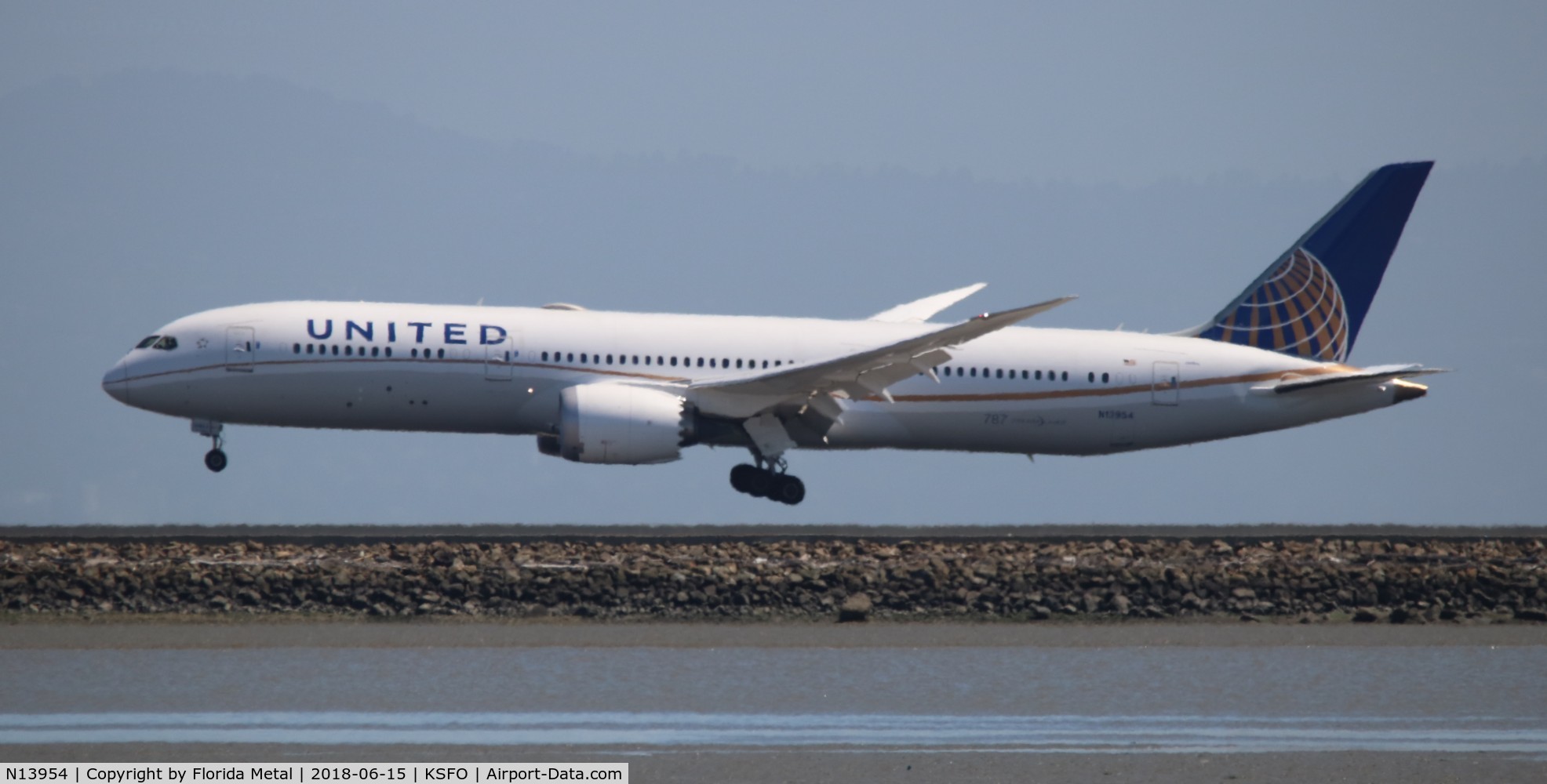 N13954, 2015 Boeing 787-9 Dreamliner C/N 36405, United