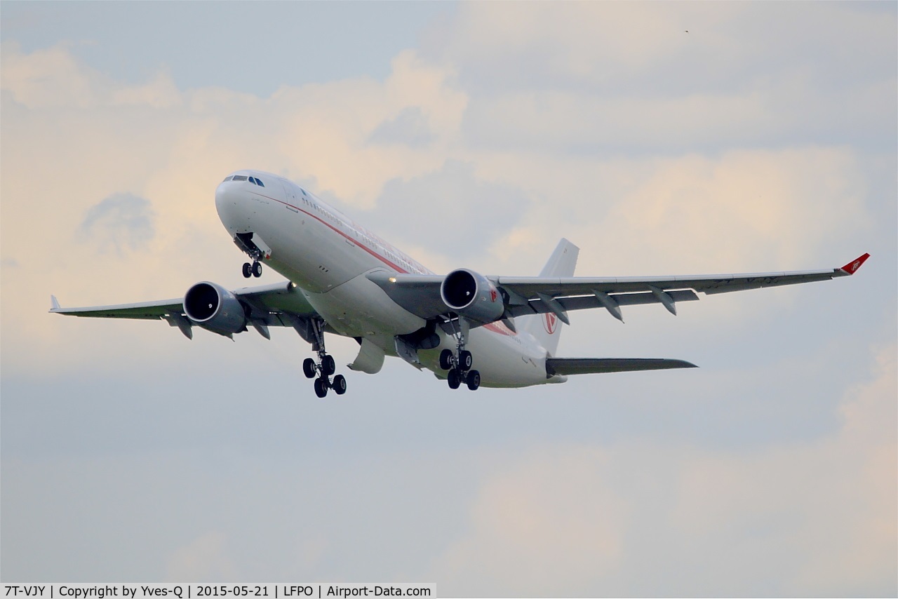 7T-VJY, 2005 Airbus A330-202 C/N 653, Airbus A330-202, Take off rwy 24, Paris-Orly airport (LFPO-ORY)