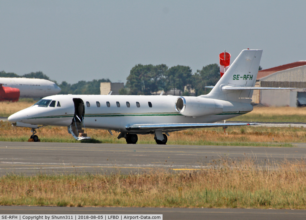 SE-RFH, 2006 Cessna 680 Citation Sovereign C/N 680-0059, Parked at the General Aviation area...
