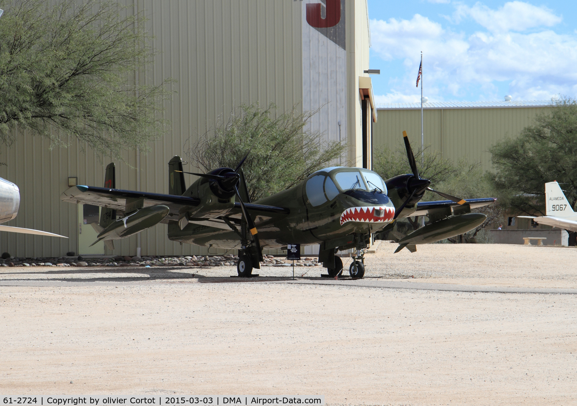 61-2724, 1961 Grumman OV-1C Mohawk C/N 67C, nice job on thi OV-1