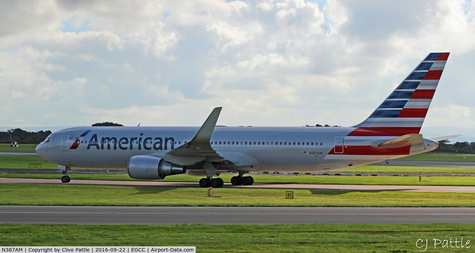 N387AM, 1994 Boeing 767-323 C/N 27184, @ EGCC