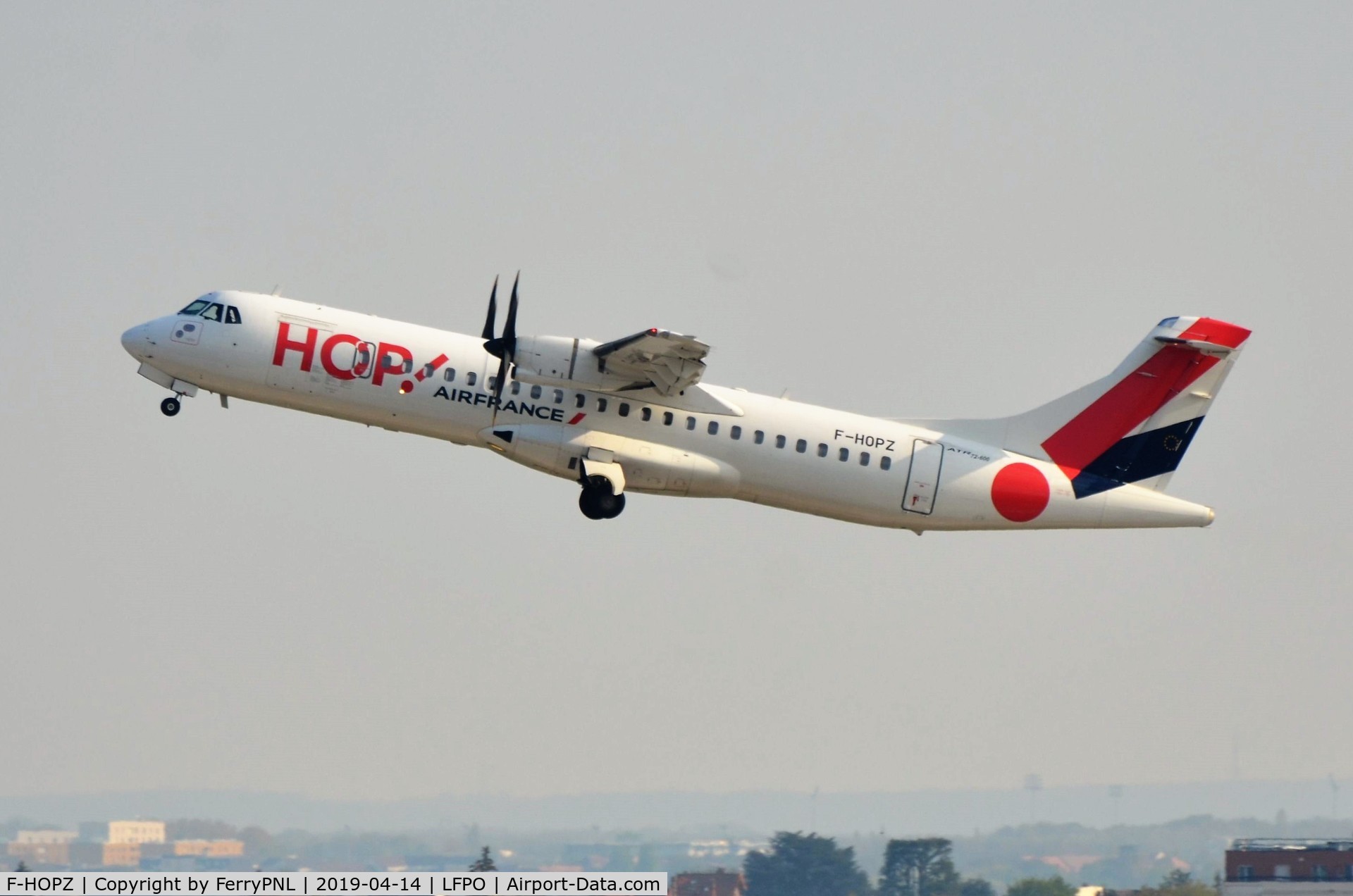 F-HOPZ, 2015 ATR 72-212A C/N 1265, Take-off of HOP ATR72