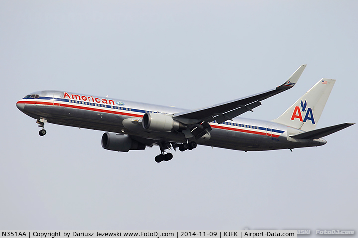 N351AA, 1988 Boeing 767-323 C/N 24032, Boeing 767-323/ER - American Airlines  C/N 24032, N351AA