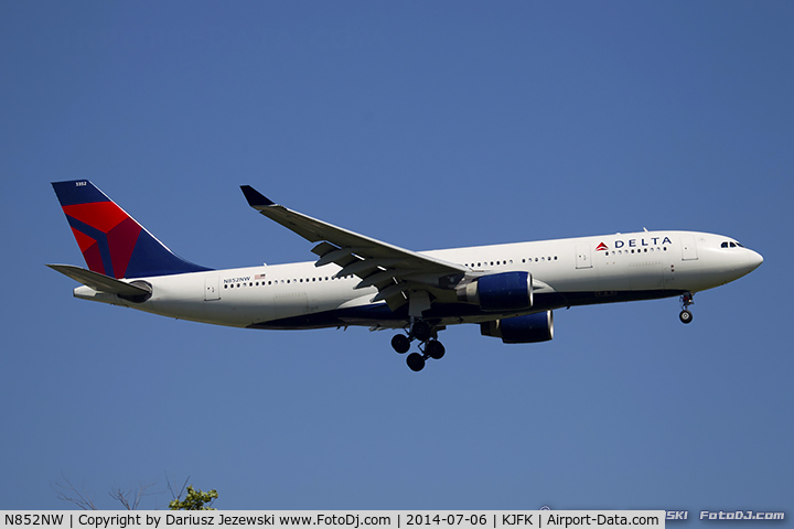 N852NW, 2004 Airbus A330-223 C/N 0614, Airbus A330-223 - Delta Air Lines  C/N 614, N852NW