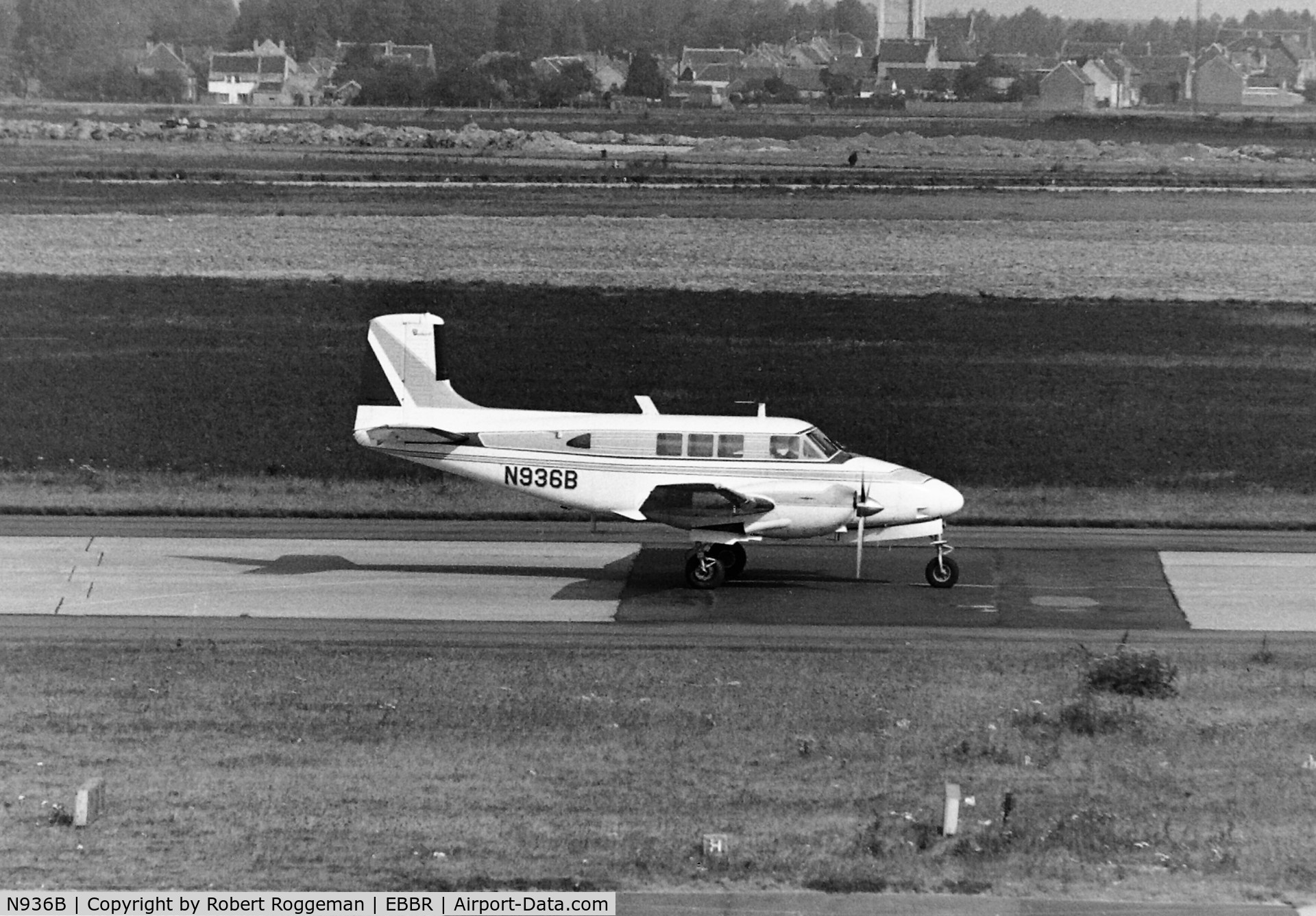N936B, 1961 Beech 65-80 Queen Air C/N LC-70, Mid 1960's.