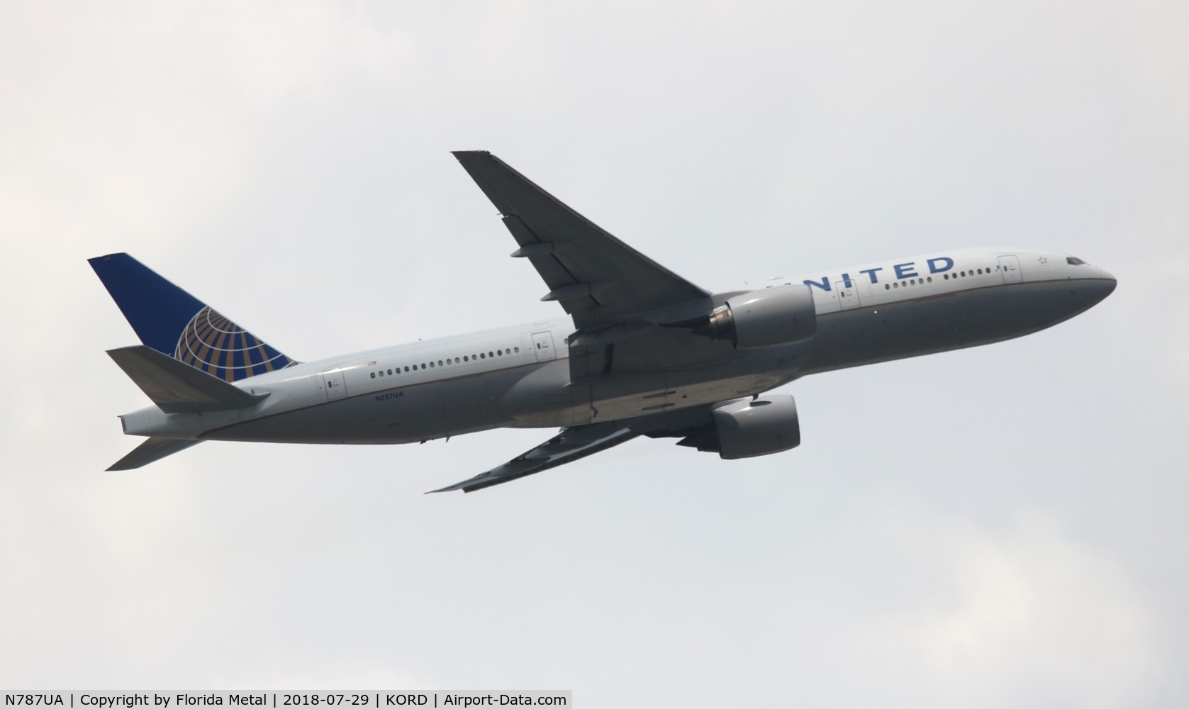 N787UA, 1997 Boeing 777-222 C/N 26939, United