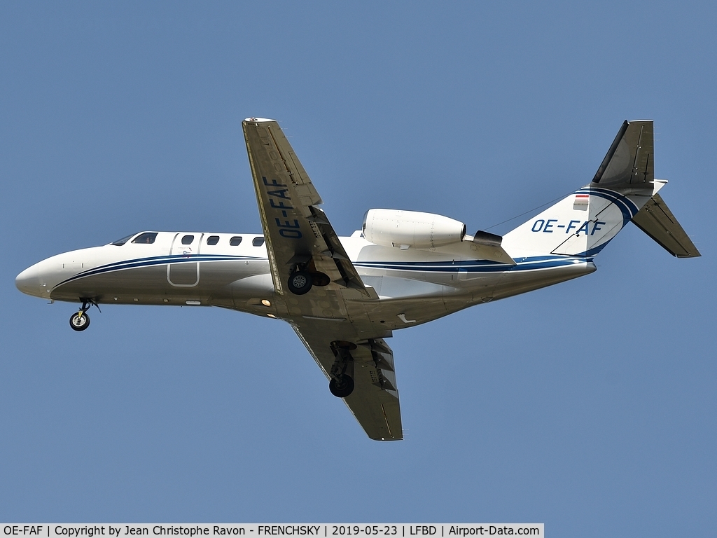 OE-FAF, 2004 Cessna 525A CitationJet CJ2 C/N 525A-0195, private Cessna landing runway 23