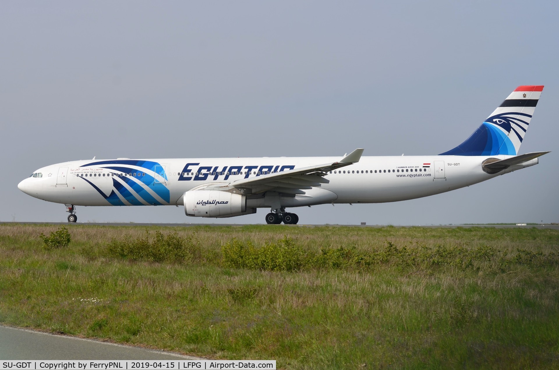 SU-GDT, 2011 Airbus A330-343X C/N 1230, Egyptair A333 taxying for departure.