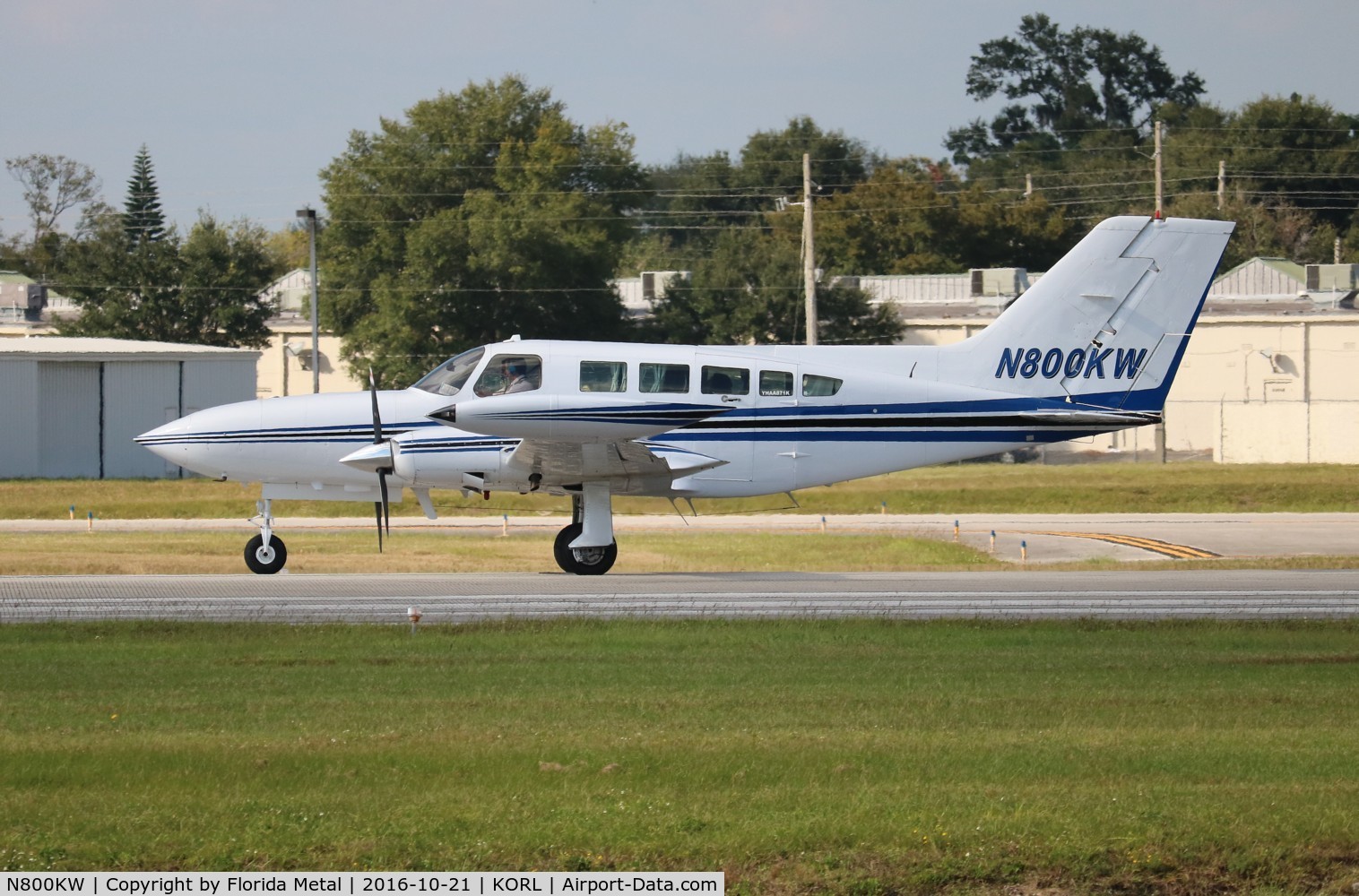 N800KW, 1976 Cessna 402B C/N 402B1063, Cessna 402B