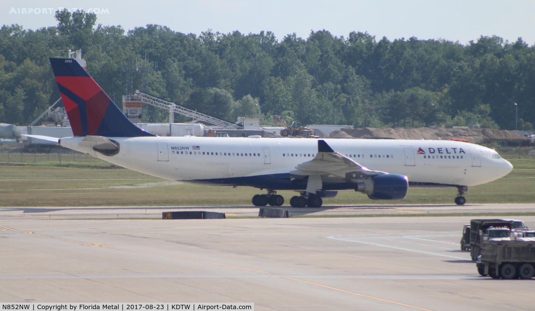 N852NW, 2004 Airbus A330-223 C/N 0614, Delta