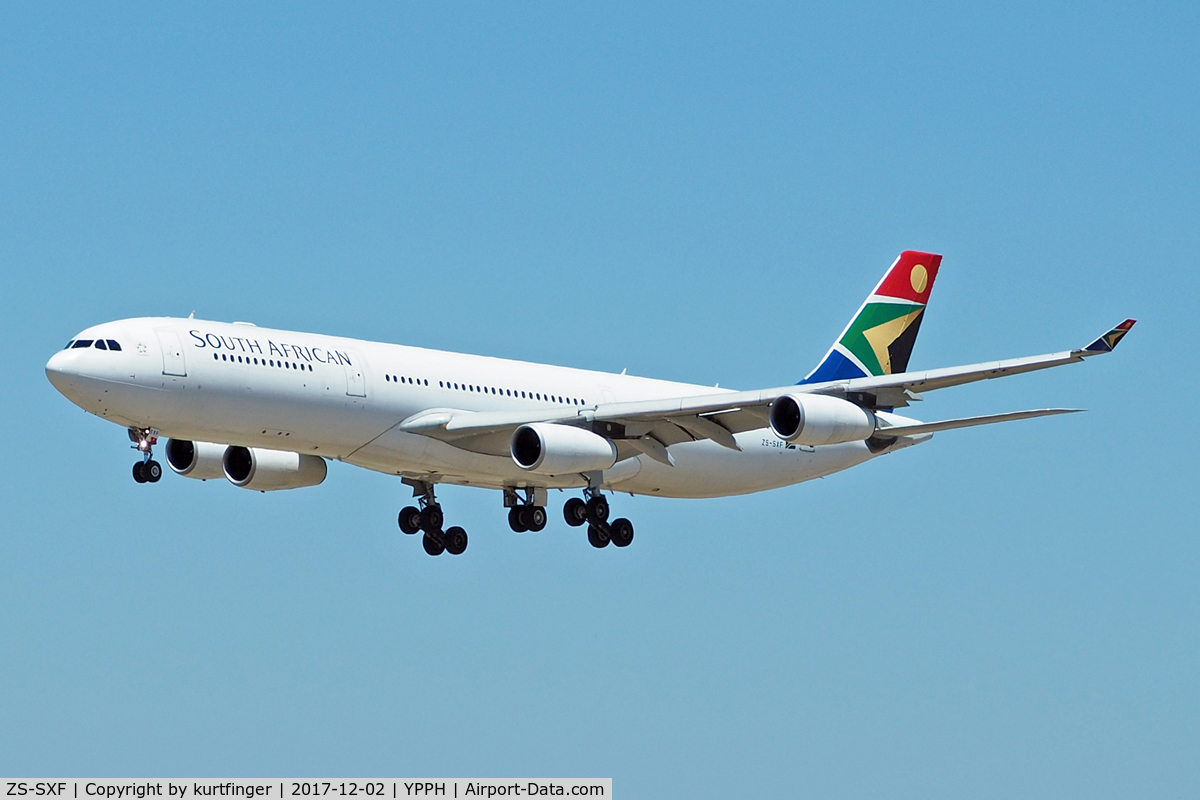 ZS-SXF, 2005 Airbus A340-313E C/N 651, Airbus A340-313. South African Airways ZS-SXF final runway 03 YPPH 2/12/17.