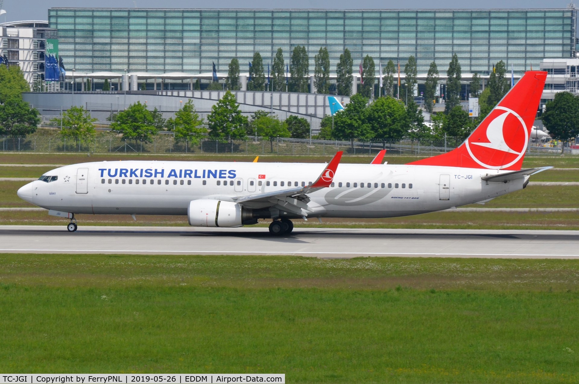 TC-JGI, 2006 Boeing 737-8F2 C/N 34407, Landing of Turkish B738