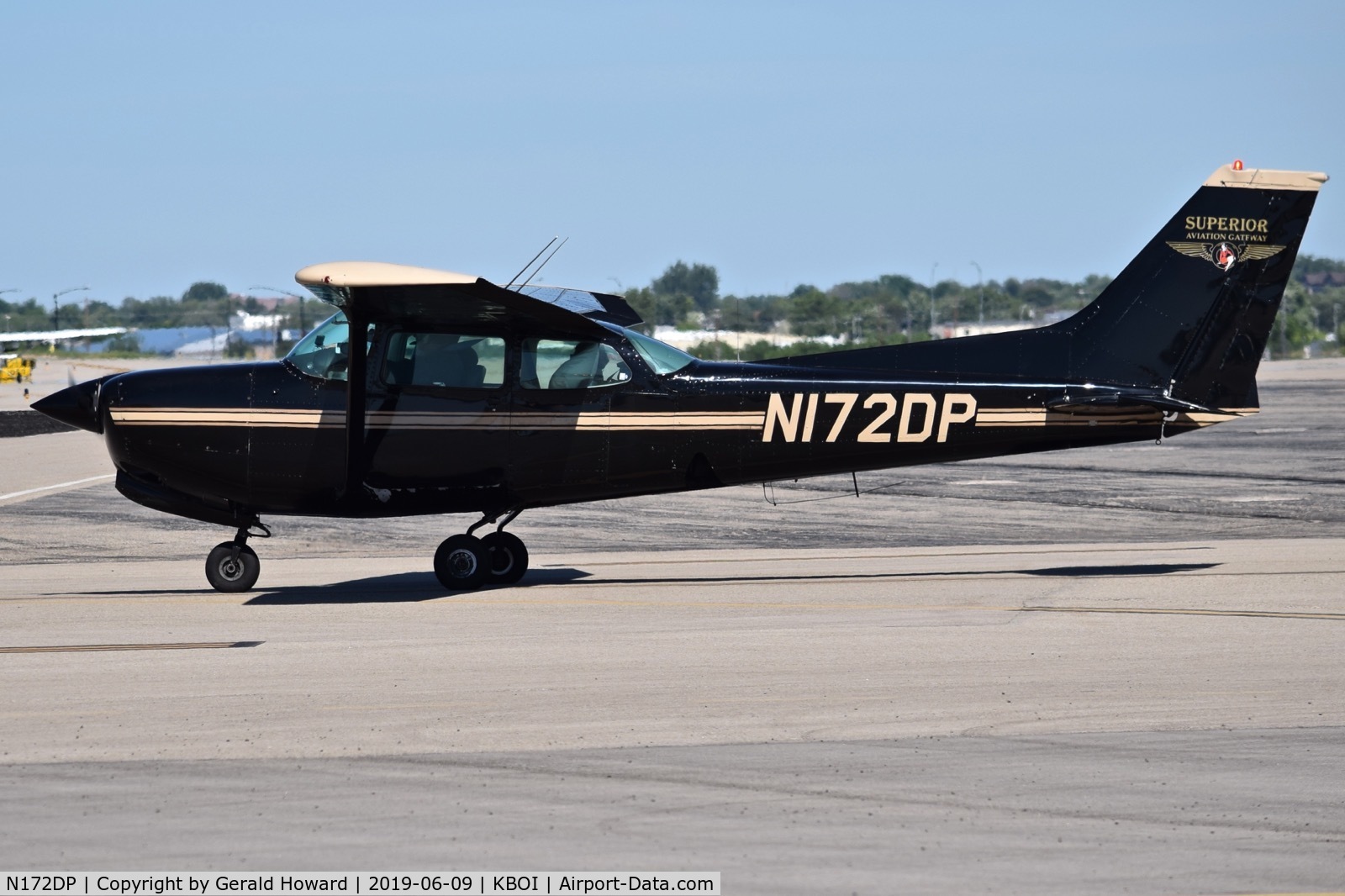 N172DP, 1980 Cessna 172RG Cutlass RG C/N 172RG0465, Taxiing to Alpha.