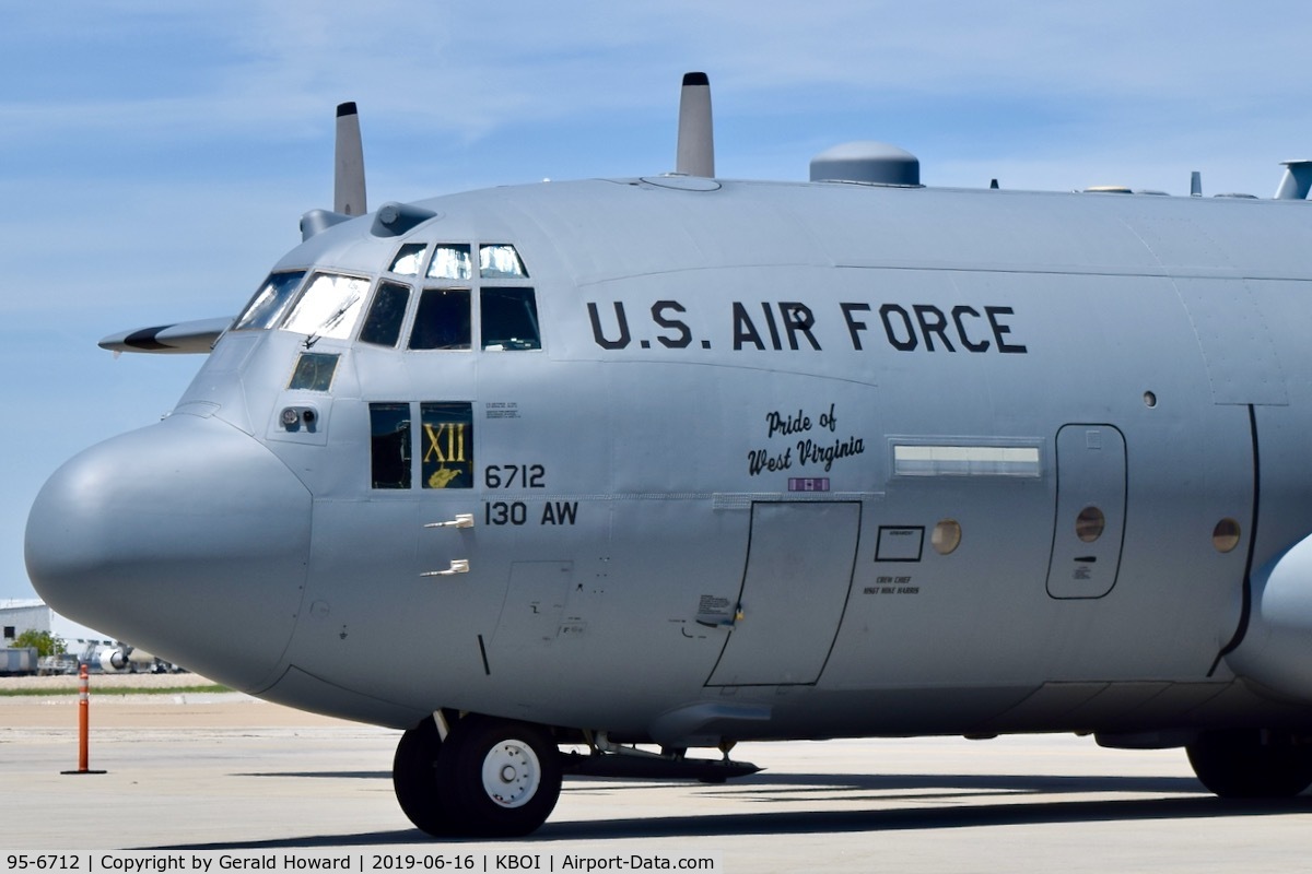 95-6712, 1995 Lockheed C-130H-3 Hercules C/N 382-5420, 130th Airlift Wing, West VA ANG.