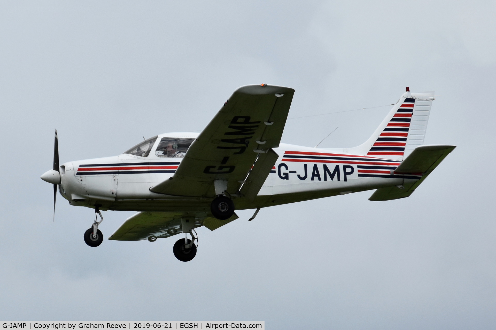 G-JAMP, 1975 Piper PA-28-151 Cherokee Warrior C/N 28-7515026, Landing at Norwich.