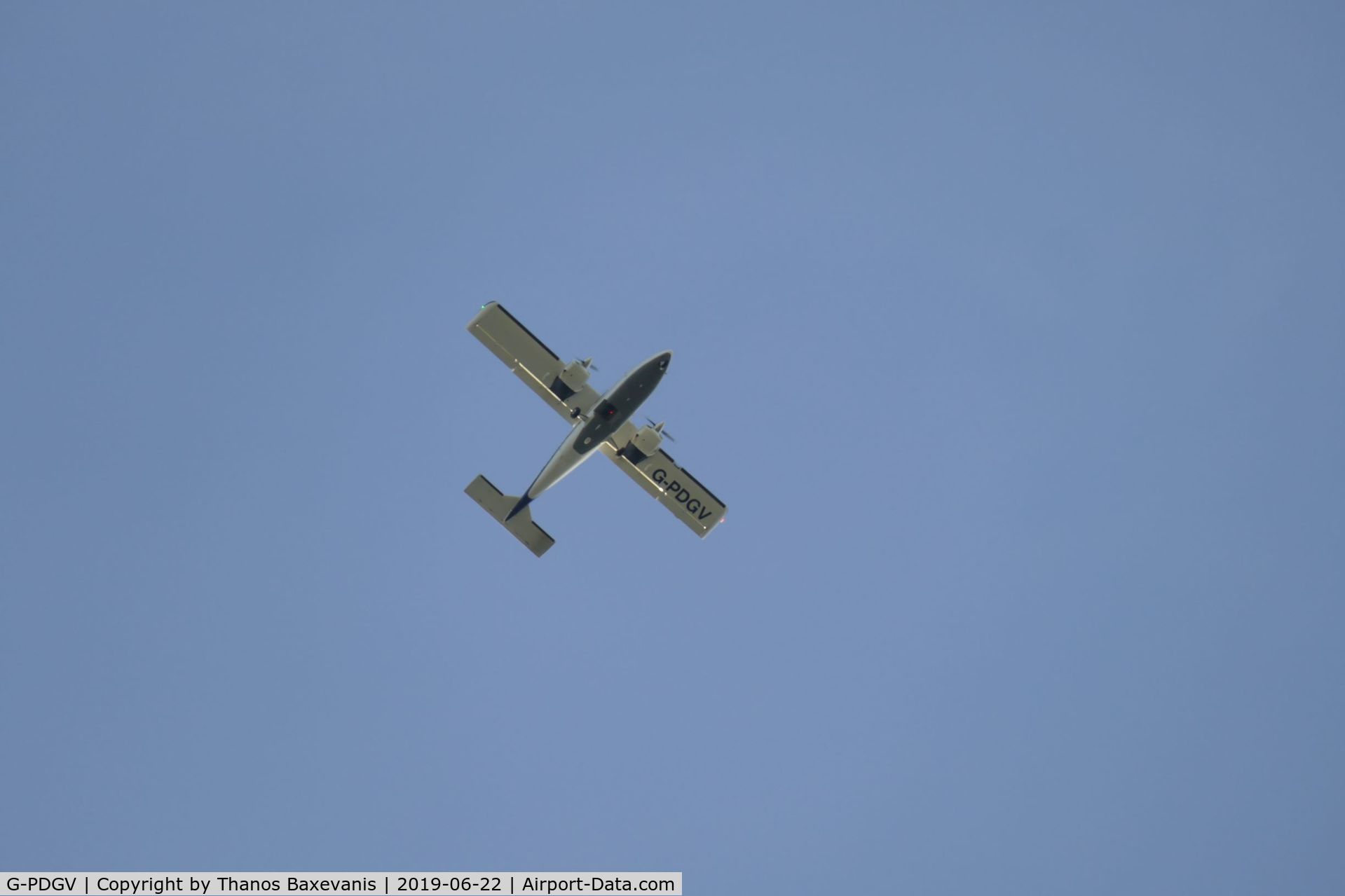 G-PDGV, 2015 Vulcanair P-68TC Observer C/N 485-52-TC, Flying over Colindale, London