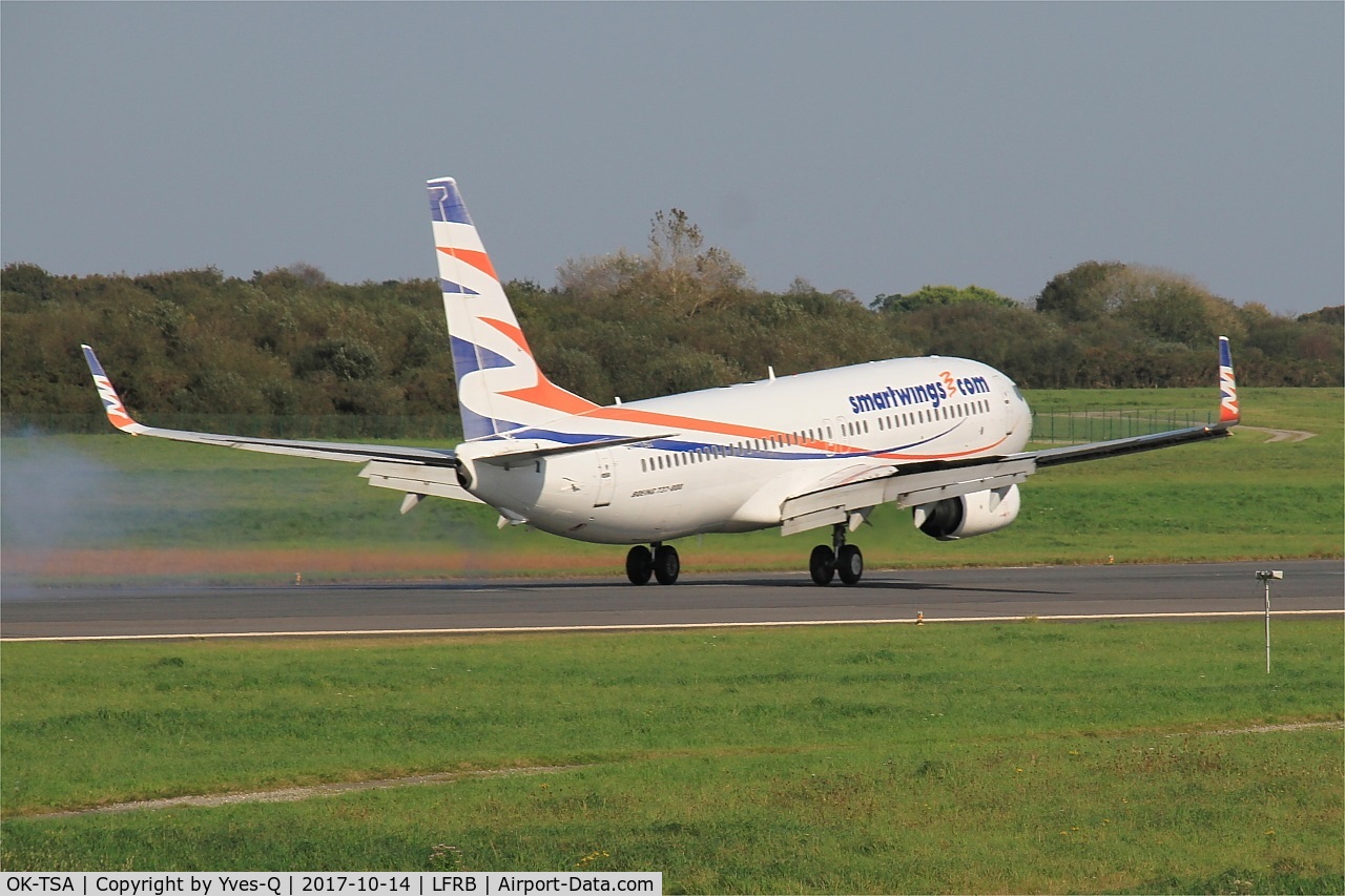 OK-TSA, 2001 Boeing 737-8S3 C/N 29250/792, Boeing 737-8S3, Landing rwy 07R, Brest-Bretagne airport (LFRB-BES)