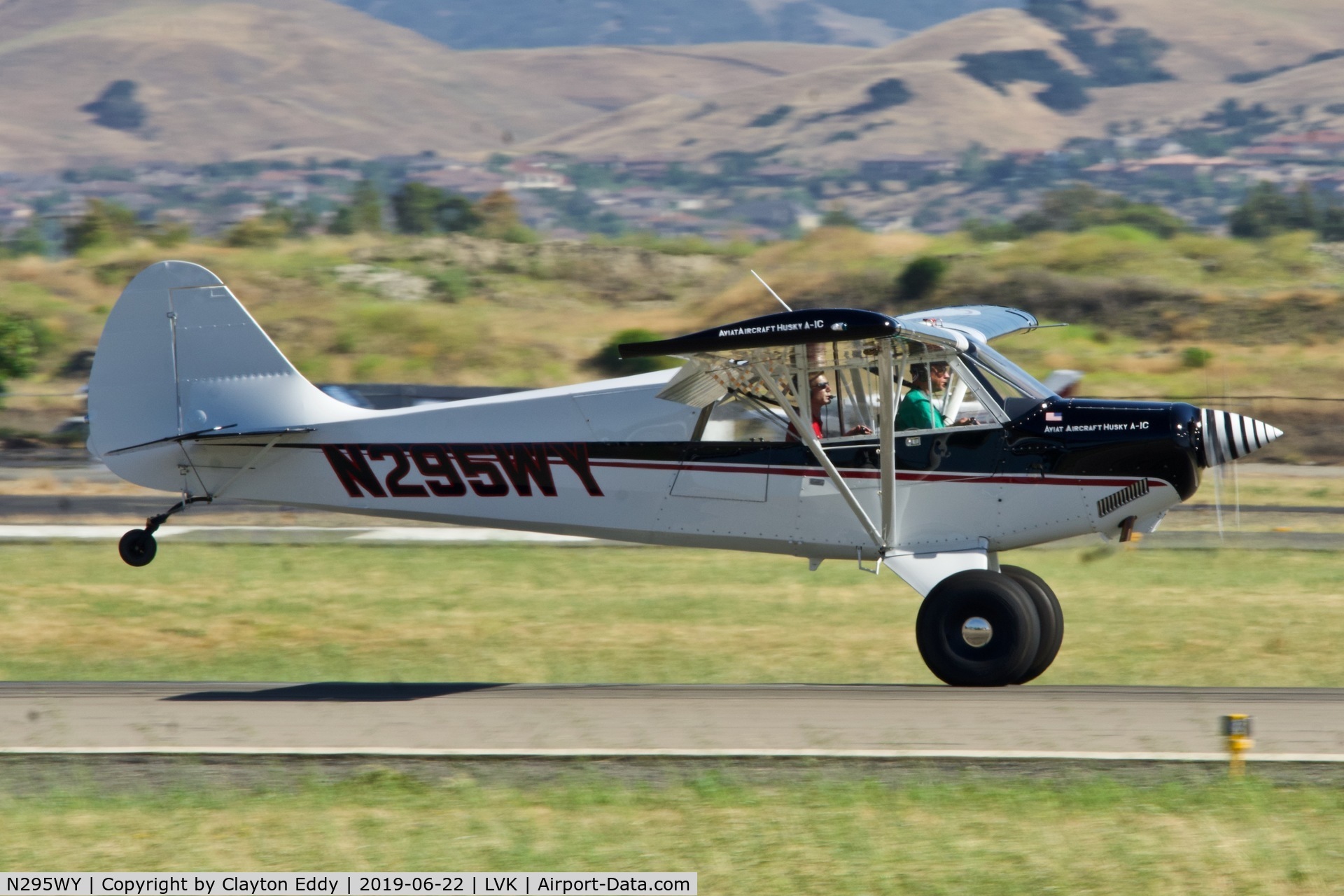 N295WY, 2018 Aviat Husky A-1C-180 C/N 3295, Livermore Airport California 2019.