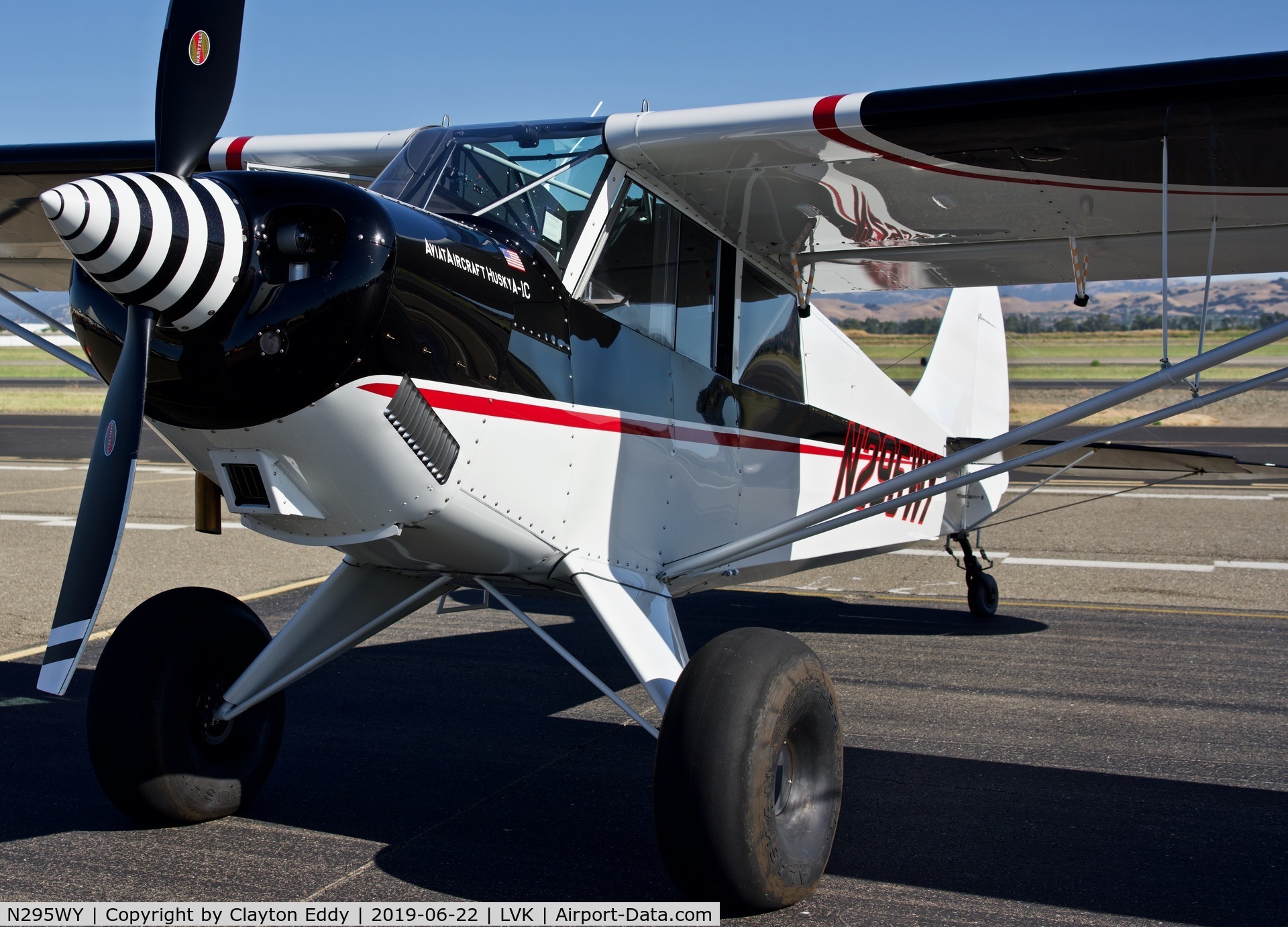 N295WY, 2018 Aviat Husky A-1C-180 C/N 3295, Livermore Airport California 2019.