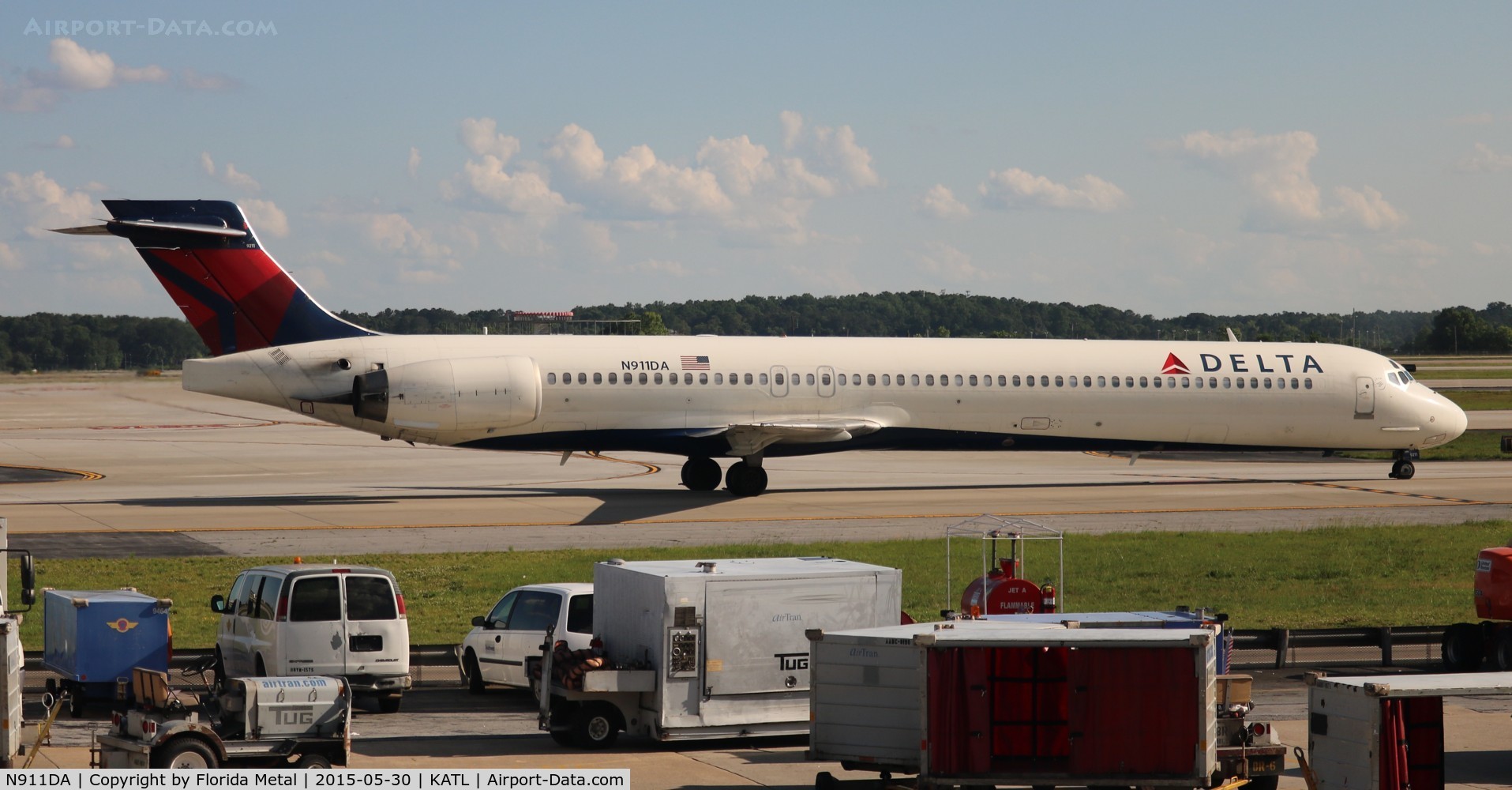N911DA, 1995 McDonnell Douglas MD-90-30 C/N 53391, ATL spotting