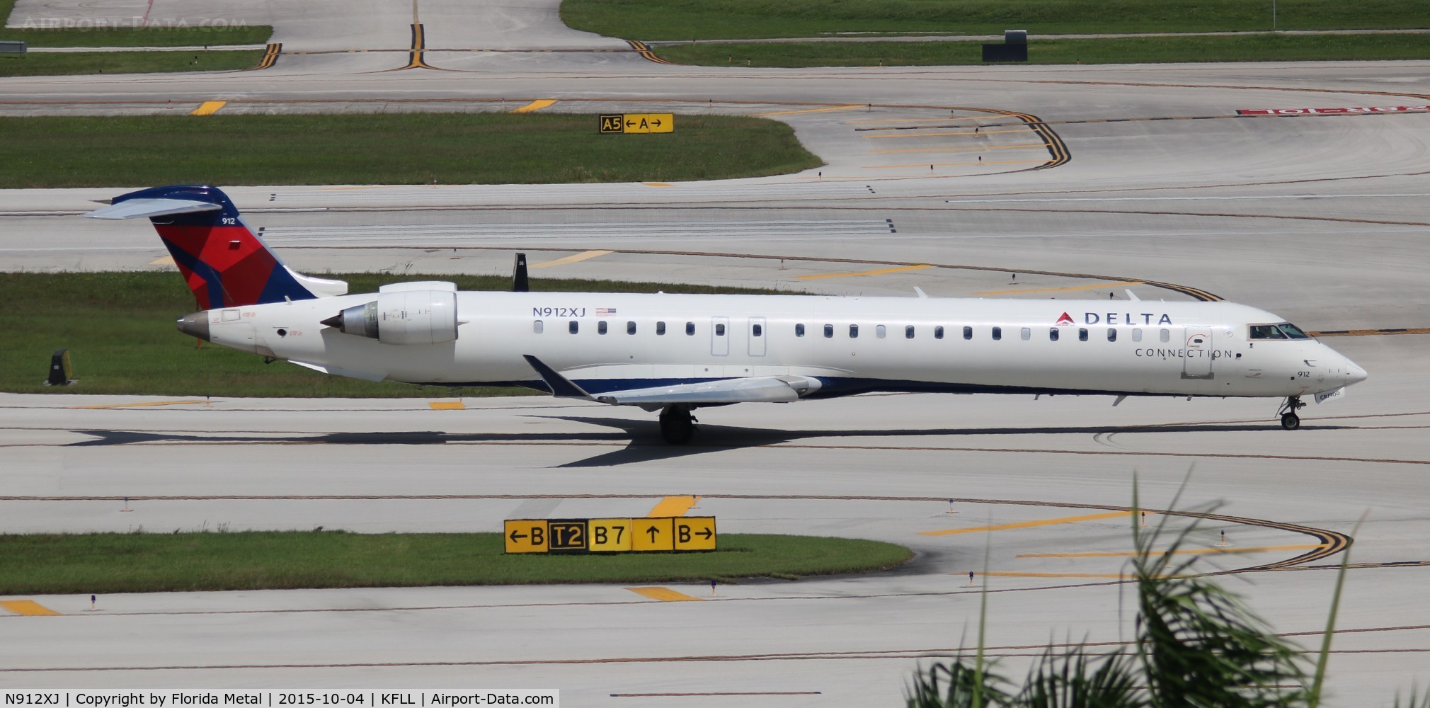 N912XJ, 2007 Bombardier CRJ-900ER (CL-600-2D24) C/N 15144, FLL spotting