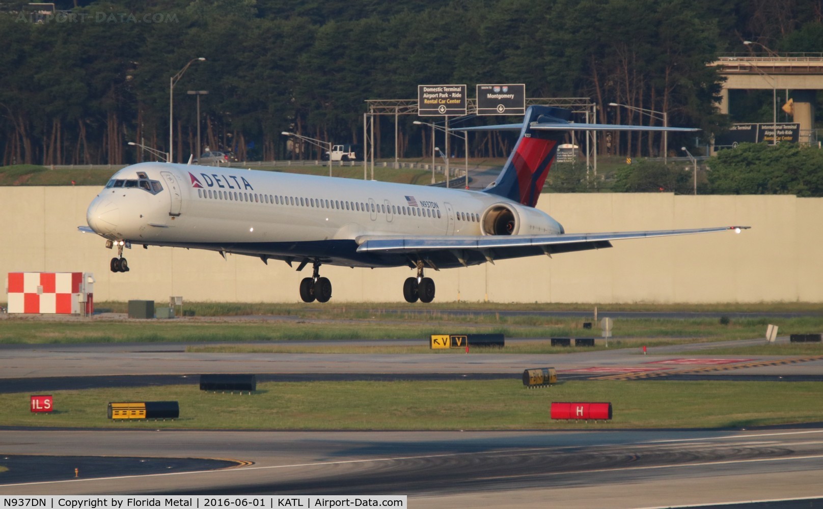N937DN, McDonnell Douglas MD-90-30 C/N 53352, ATL spotting