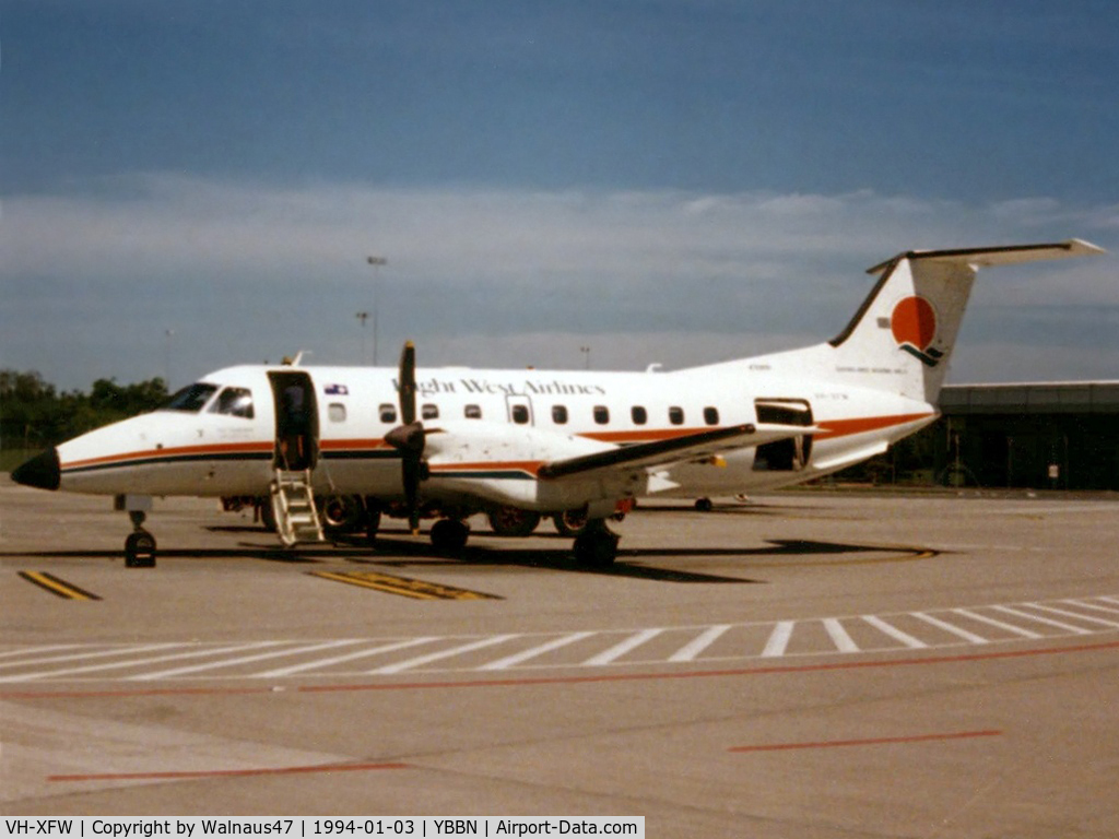 VH-XFW, 1990 Embraer EMB-120ER Brasilia C/N 120181, Low Res front Port side view of Flight West EMB120RT Brasilia VH-XFW (Cn 120181), shown in original Flight West livery, at Brisbane Airport YBBN on 03Jan1994. Photo taken after a 0.7 hour flight from Bundaberg in this aircraft.