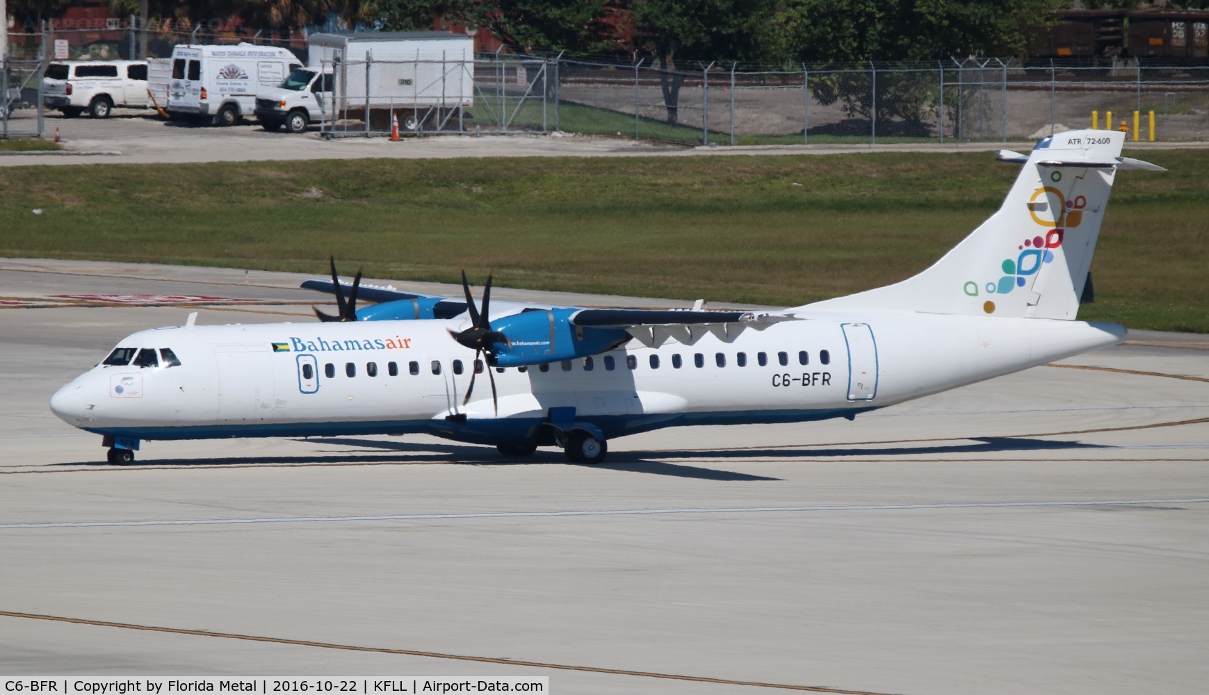 C6-BFR, 2016 ATR 72-600 (72-212A) C/N 1314, FLL spotting