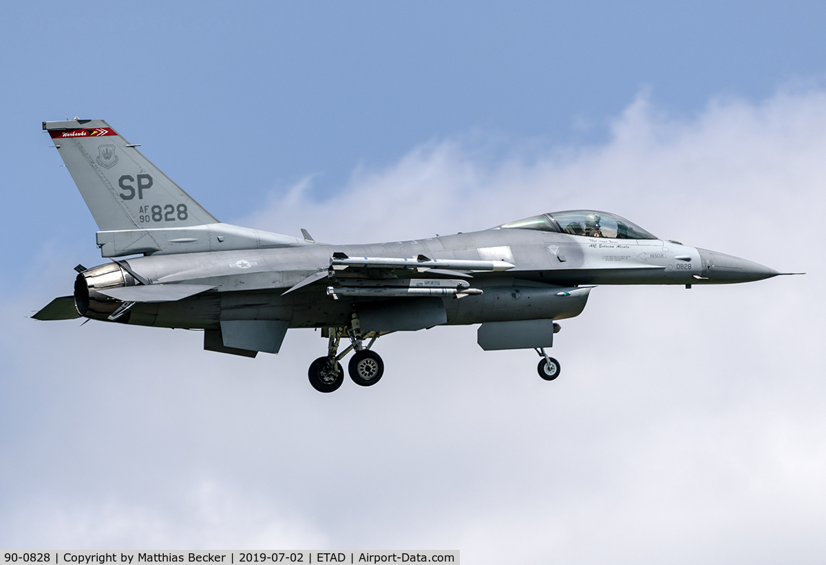 90-0828, General Dynamics F-16CG Night Falcon C/N CC-28, 90-0828