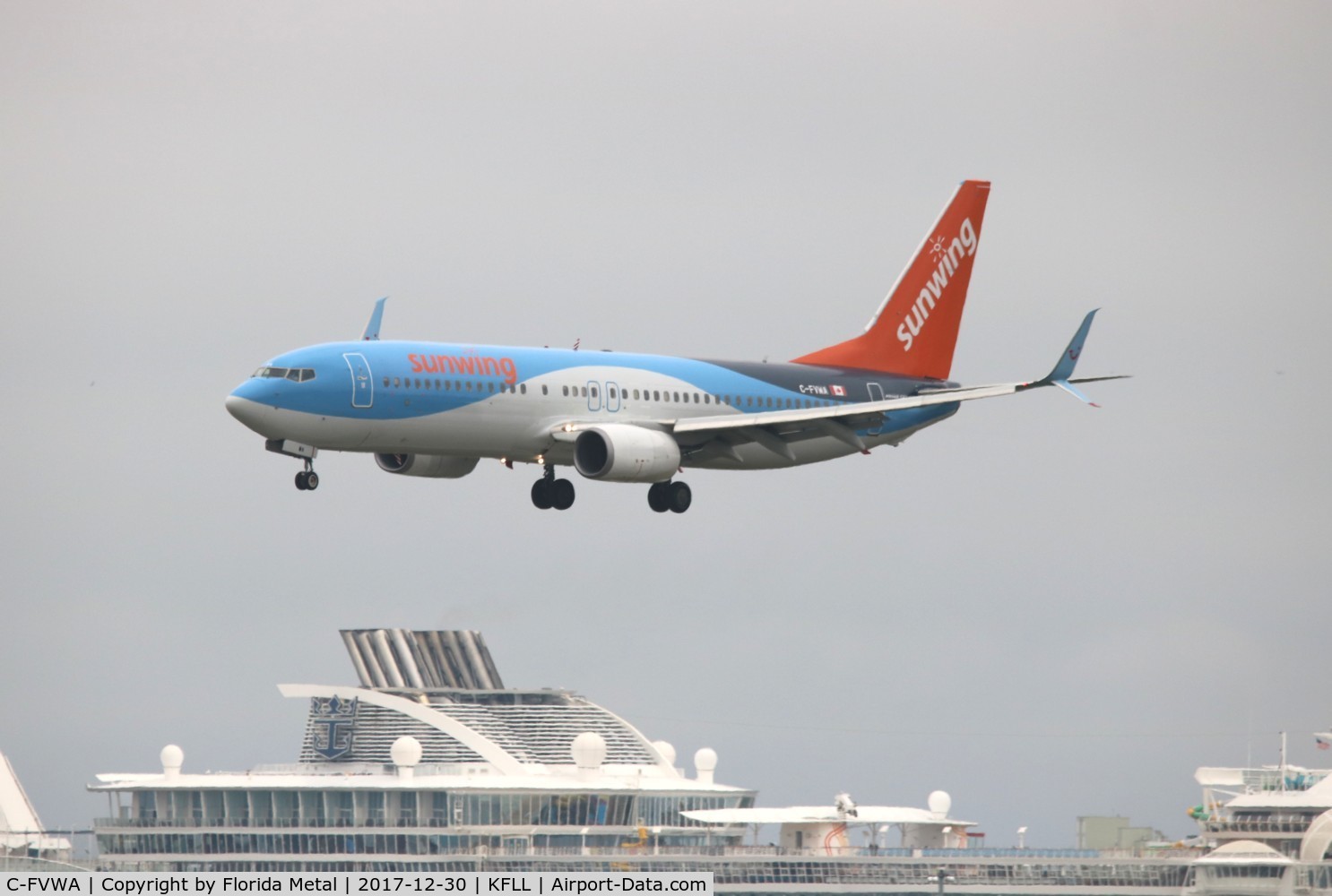 C-FVWA, 2012 Boeing 737-8K5 C/N 37264, FLL spotting