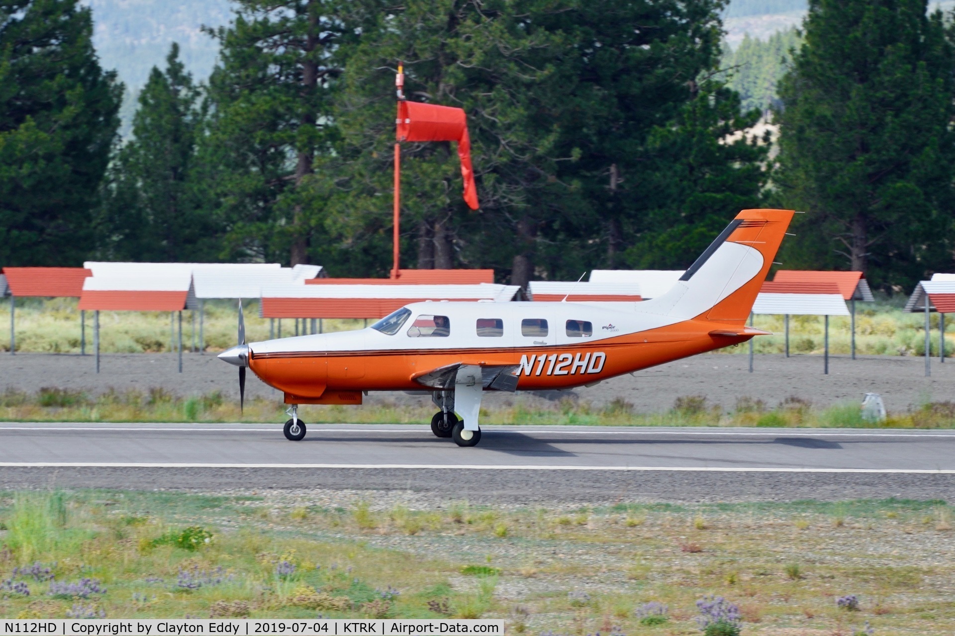 N112HD, 2000 Piper PA-46-350P Malibu Mirage C/N 4636260, Truckee Airport California 2019.