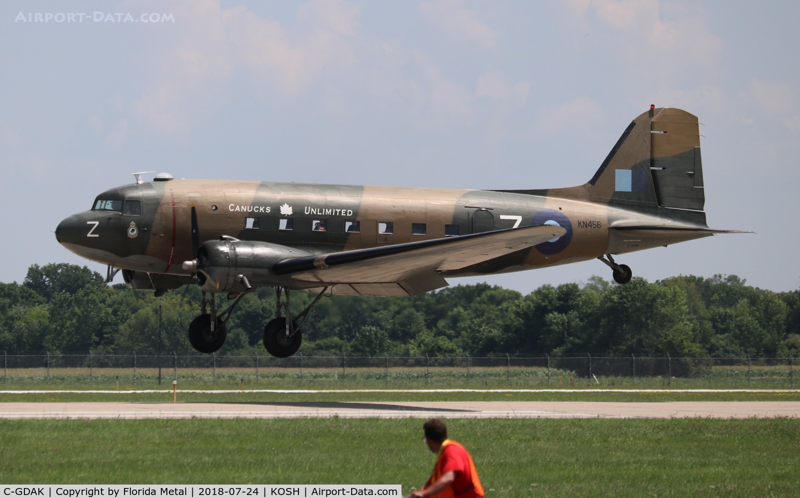 C-GDAK, 1939 Douglas DC-3-G202A C/N 2141, Air Venture 2018