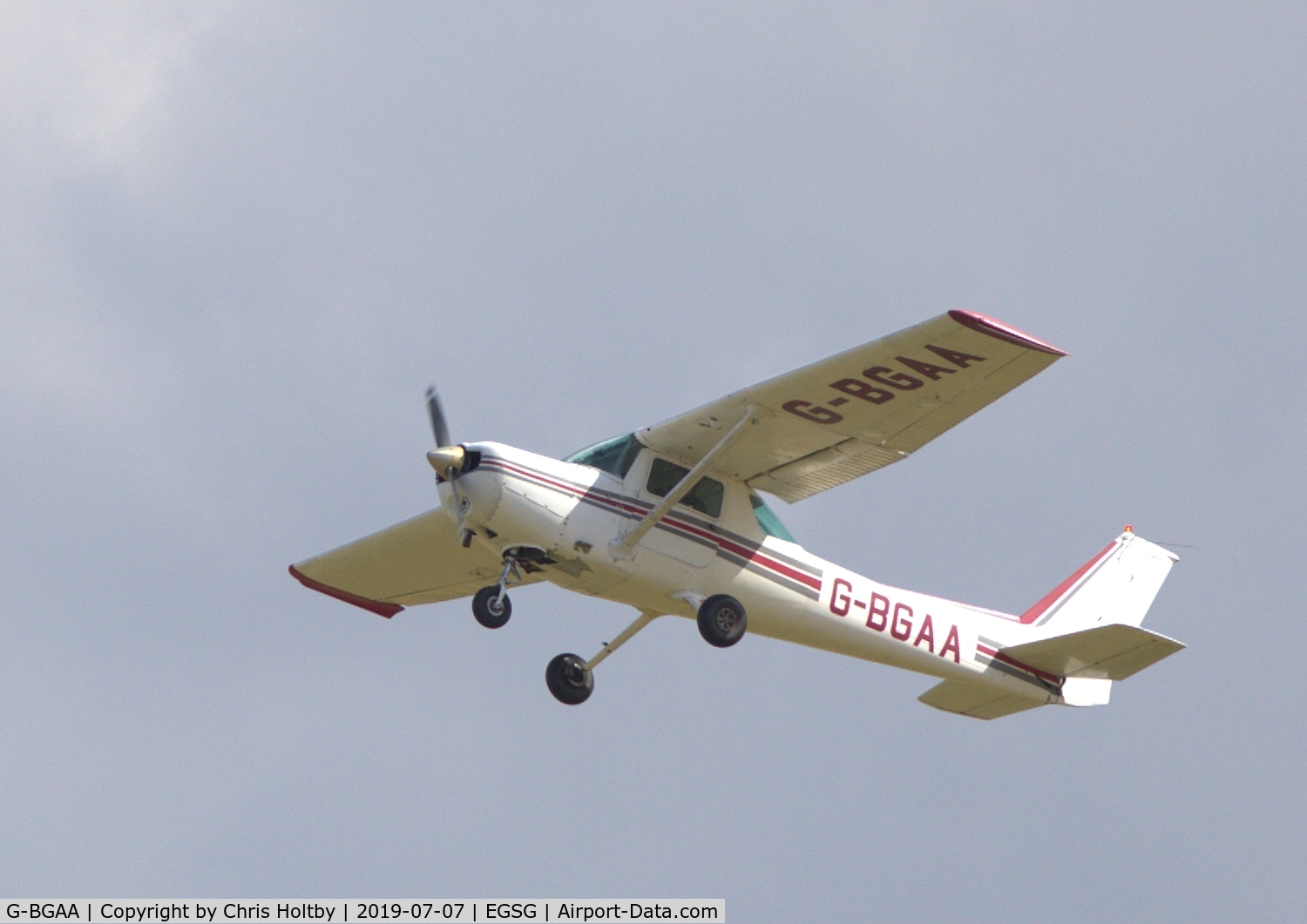 G-BGAA, 1978 Cessna 152 C/N 152-81894, Departing Stapleford Tawney, Essex