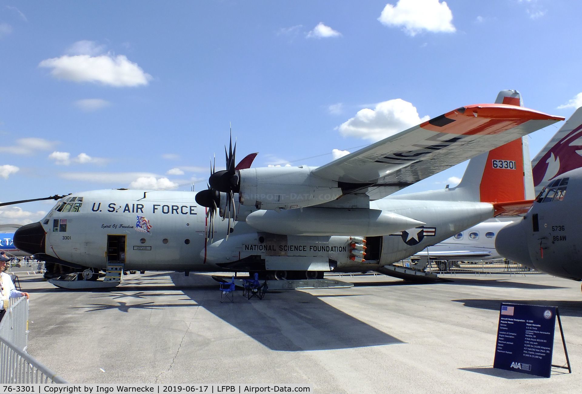 76-3301, 1976 Lockheed LC-130H Hercules C/N 382-4725, Lockheed Martin LC-130H Hercules of the USAF / National Science Foundation, upgraded with NP2000 propellers, at the Aerosalon 2019, Paris