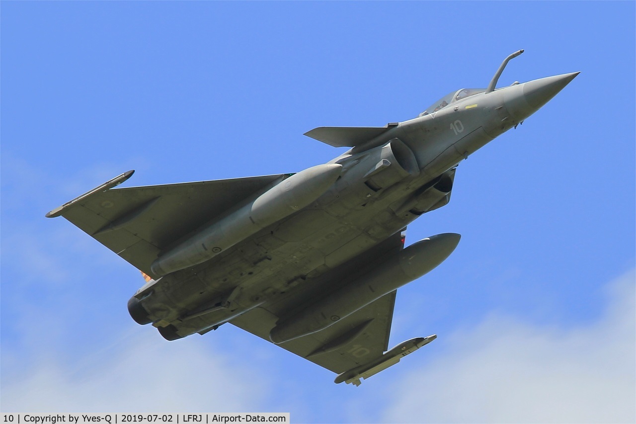 10, 2002 Dassault Rafale M C/N 10, Dassault Rafale M, Take off rwy 08, Landivisiau naval air base (LFRJ)