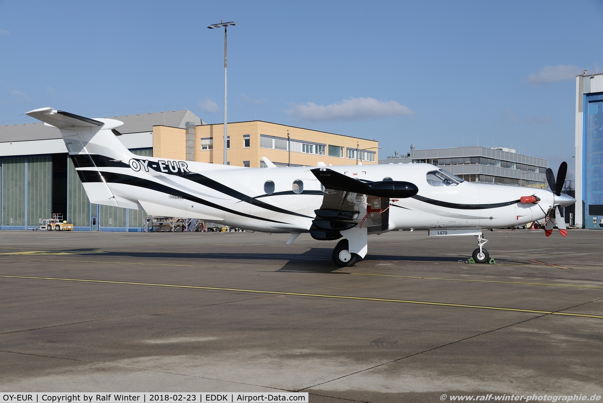 OY-EUR, 2014 Pilatus PC-12/47E C/N 1479, Pilatus PC-12-47E - KS JS-Eurowind Hobro - 1479 - OY-EUR - 22.02.2018 - CGN
