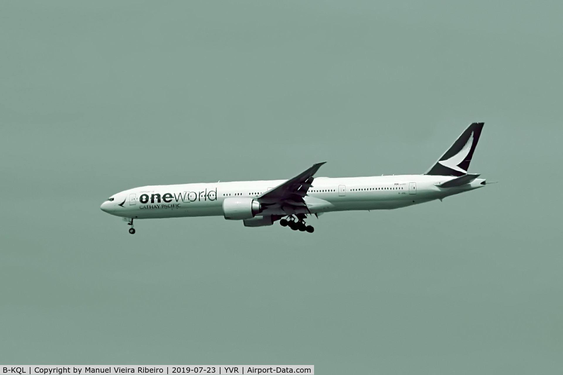 B-KQL, 2013 Boeing 777-367/ER C/N 41431, Now in One World livery