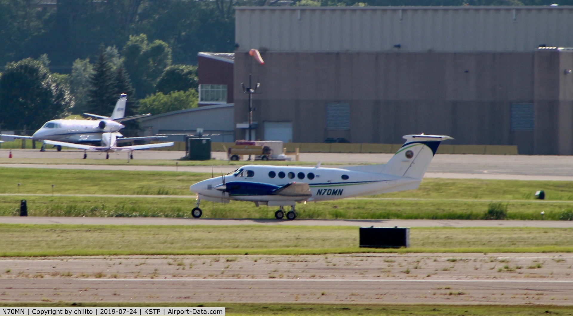 N70MN, 1993 Beech B200 King Air C/N BB-1447, State of Minnesota's King Air rolling out on 14.