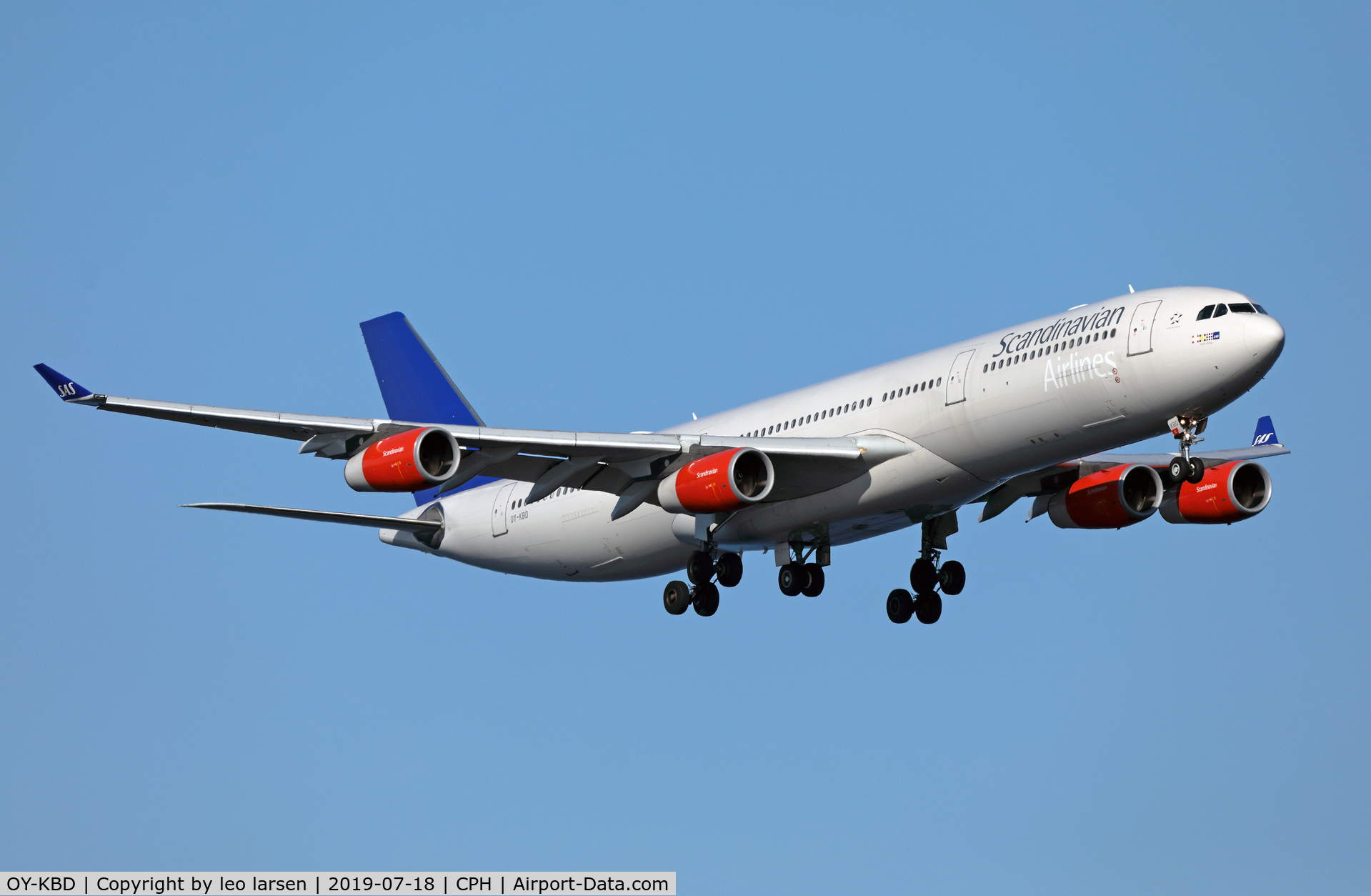 OY-KBD, 2002 Airbus A340-313X C/N 470, Copenhagen 18.7.2019 on final to R-22L