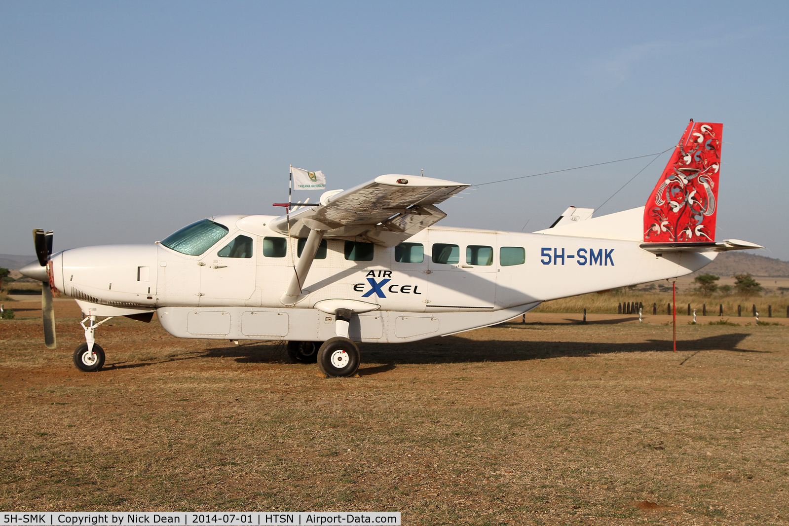 5H-SMK, 1998 Cessna 208B Grand Caravan C/N 208B0654, Seronera