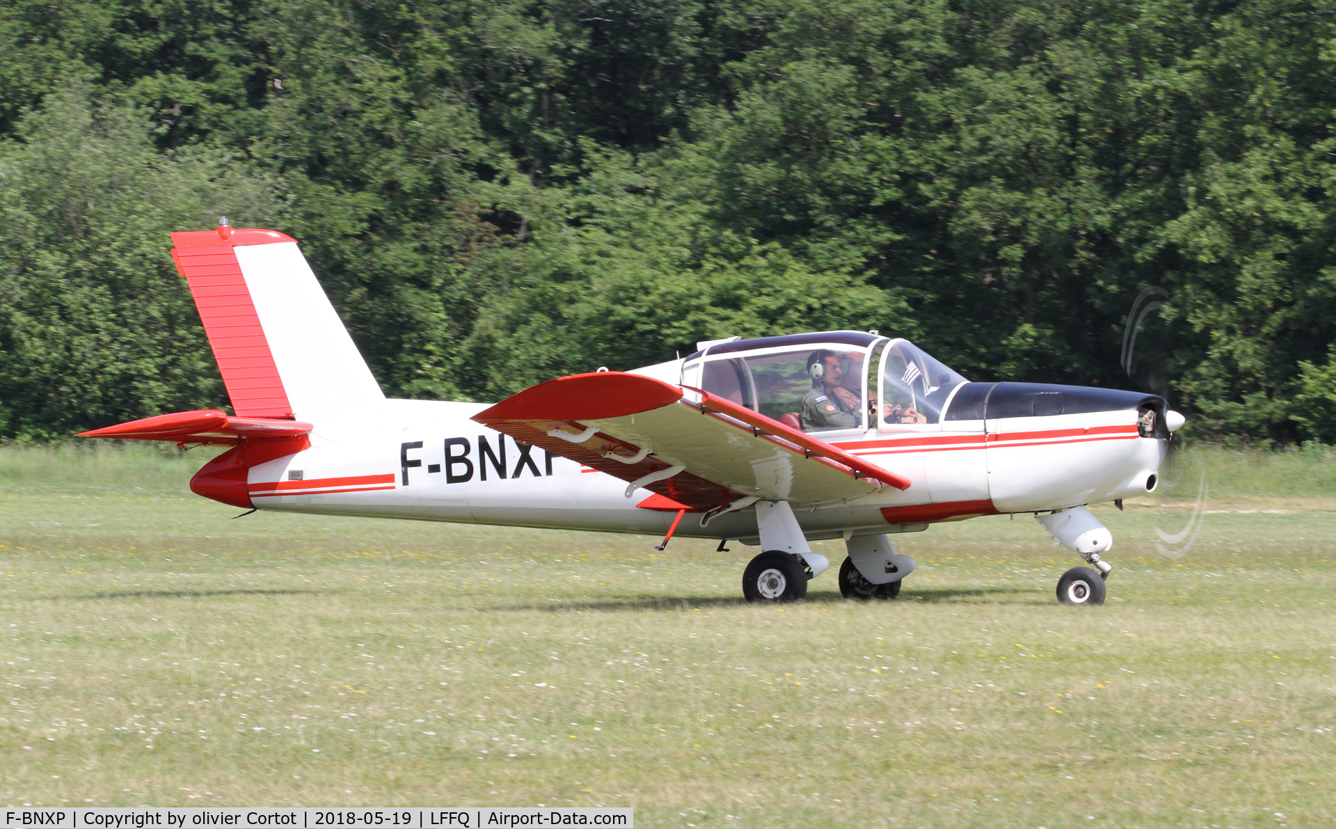 F-BNXP, Morane-Saulnier MS-880B Rallye Club C/N 839, Ferté alais airshow