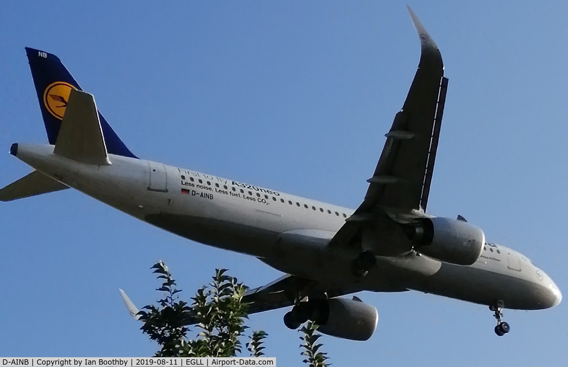 D-AINB, 2016 Airbus A320-271N C/N 6864, Into 27R