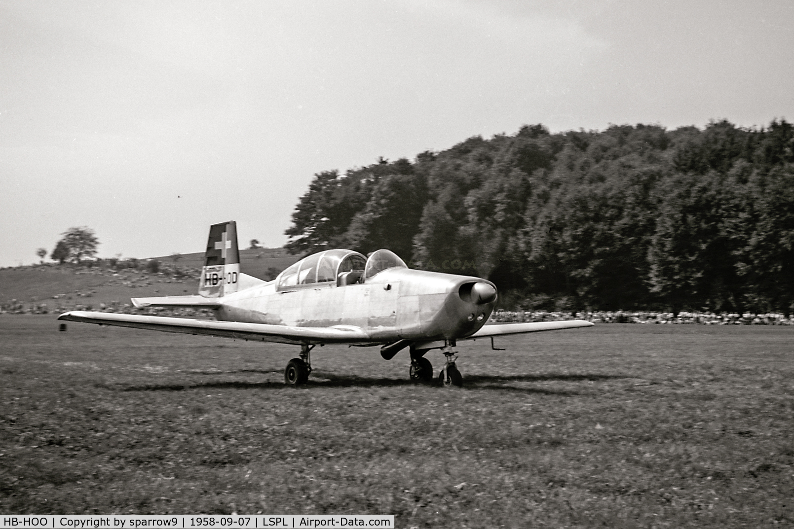 HB-HOO, 1954 Pilatus P3-02 C/N 318-1, Second prototype. Seen at Fliegerchilbi Bleienbach