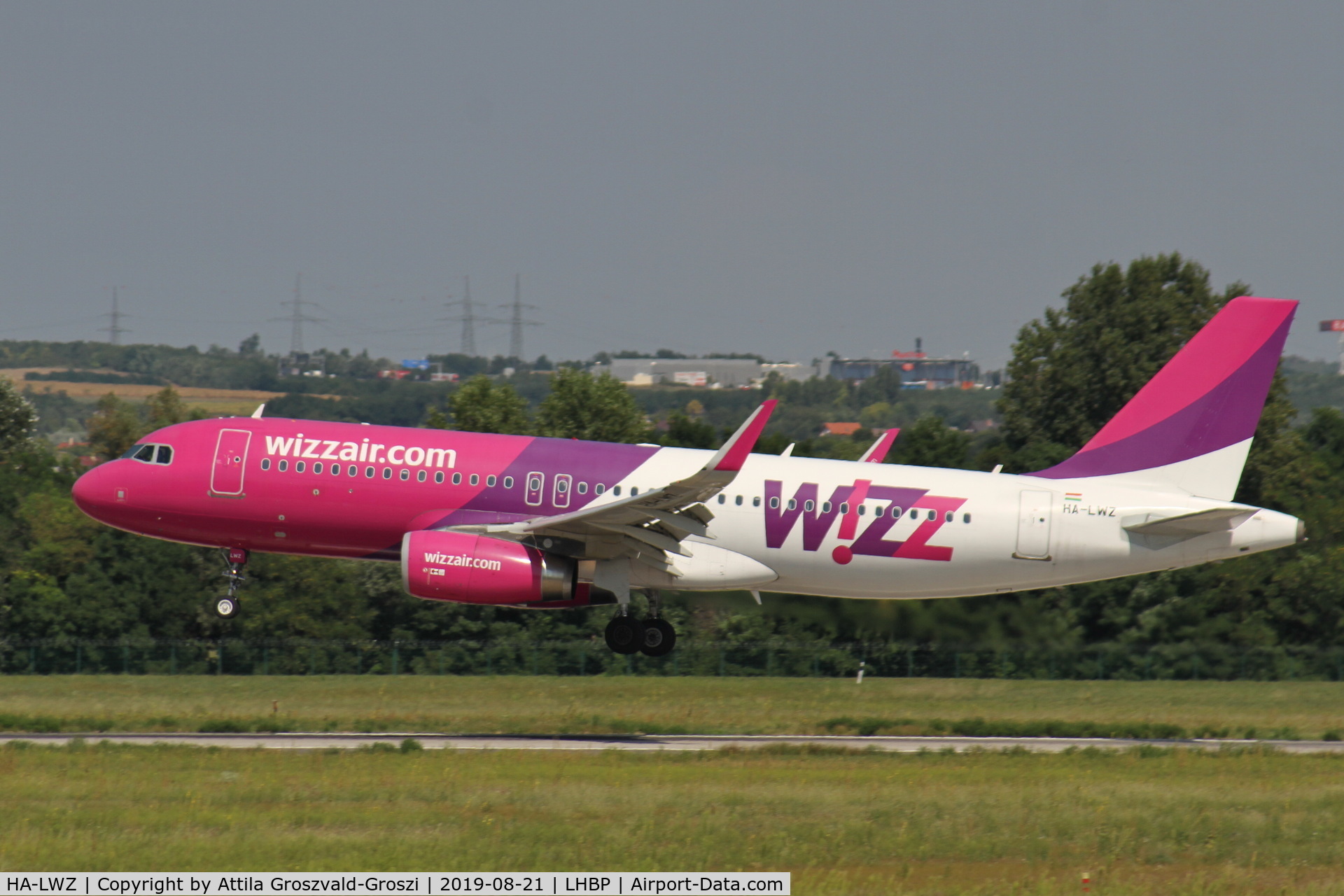 HA-LWZ, 2014 Airbus A320-232 C/N 6086, LHBP/BUD - Budapest Ferihegy, Liszt Ferenc International Airport, Hungary